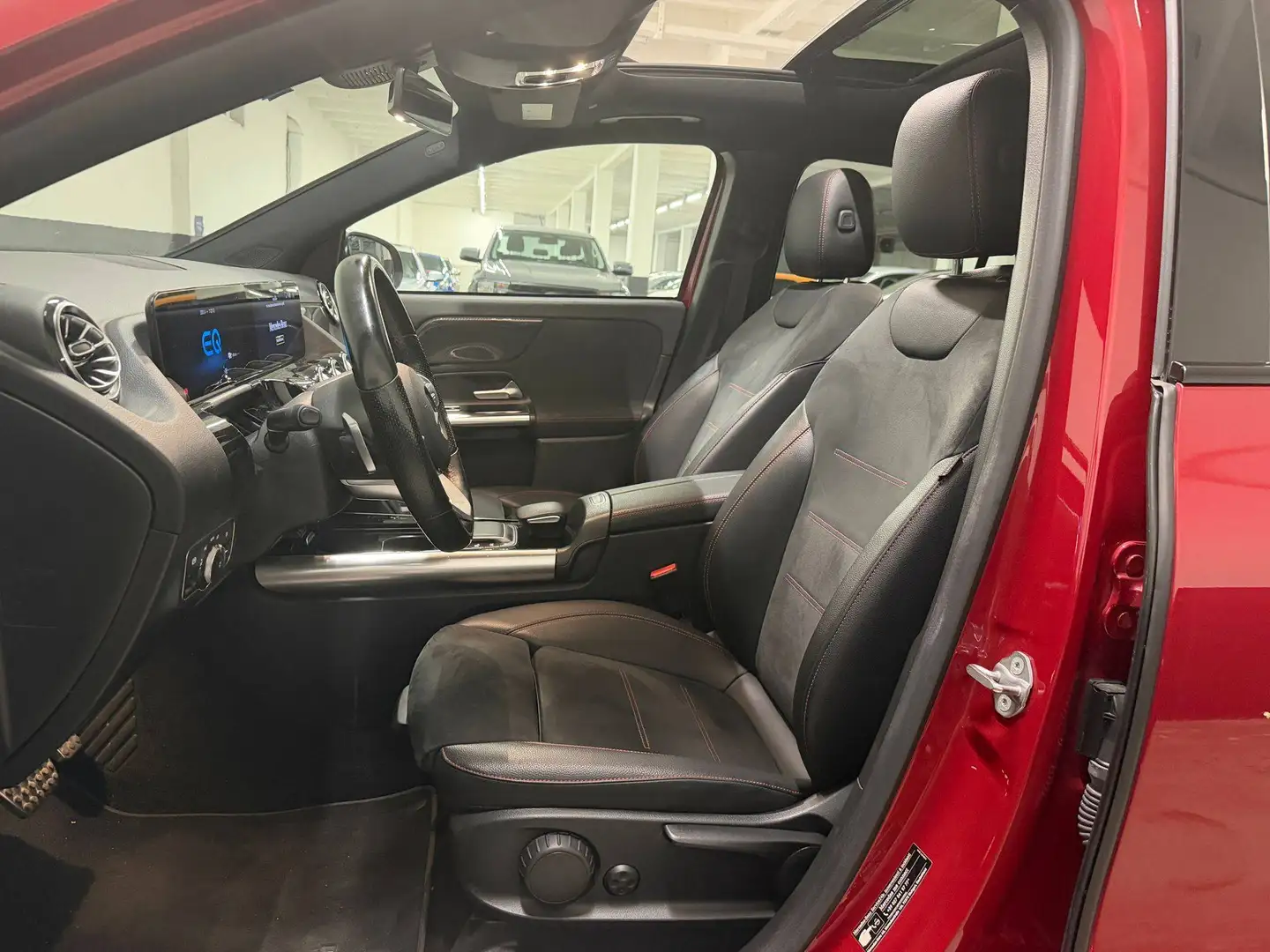 Anteprima 13 di MERCEDES GLA