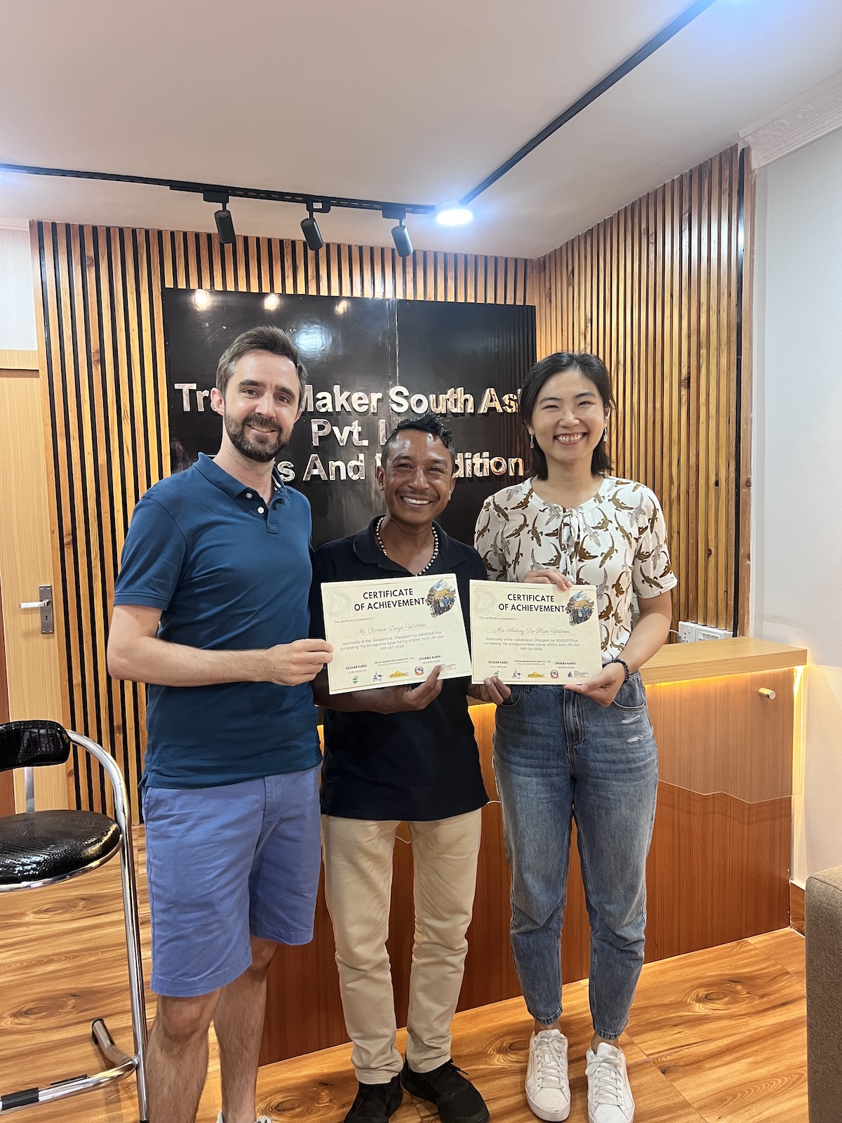 Founder with guests moment 2