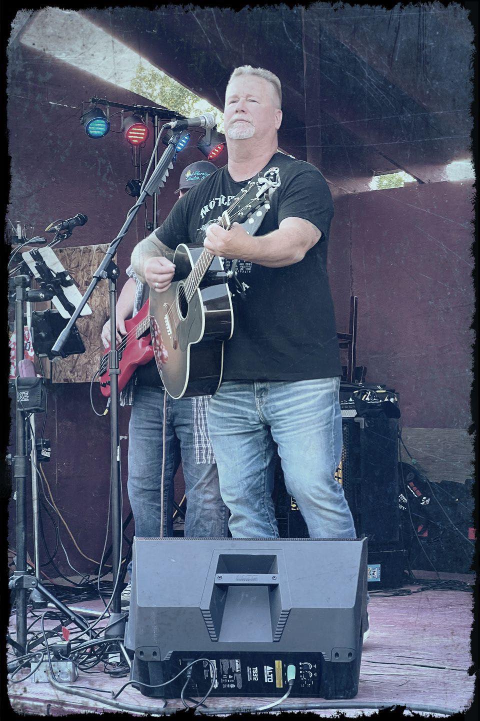 Garth McCrady press photo 2