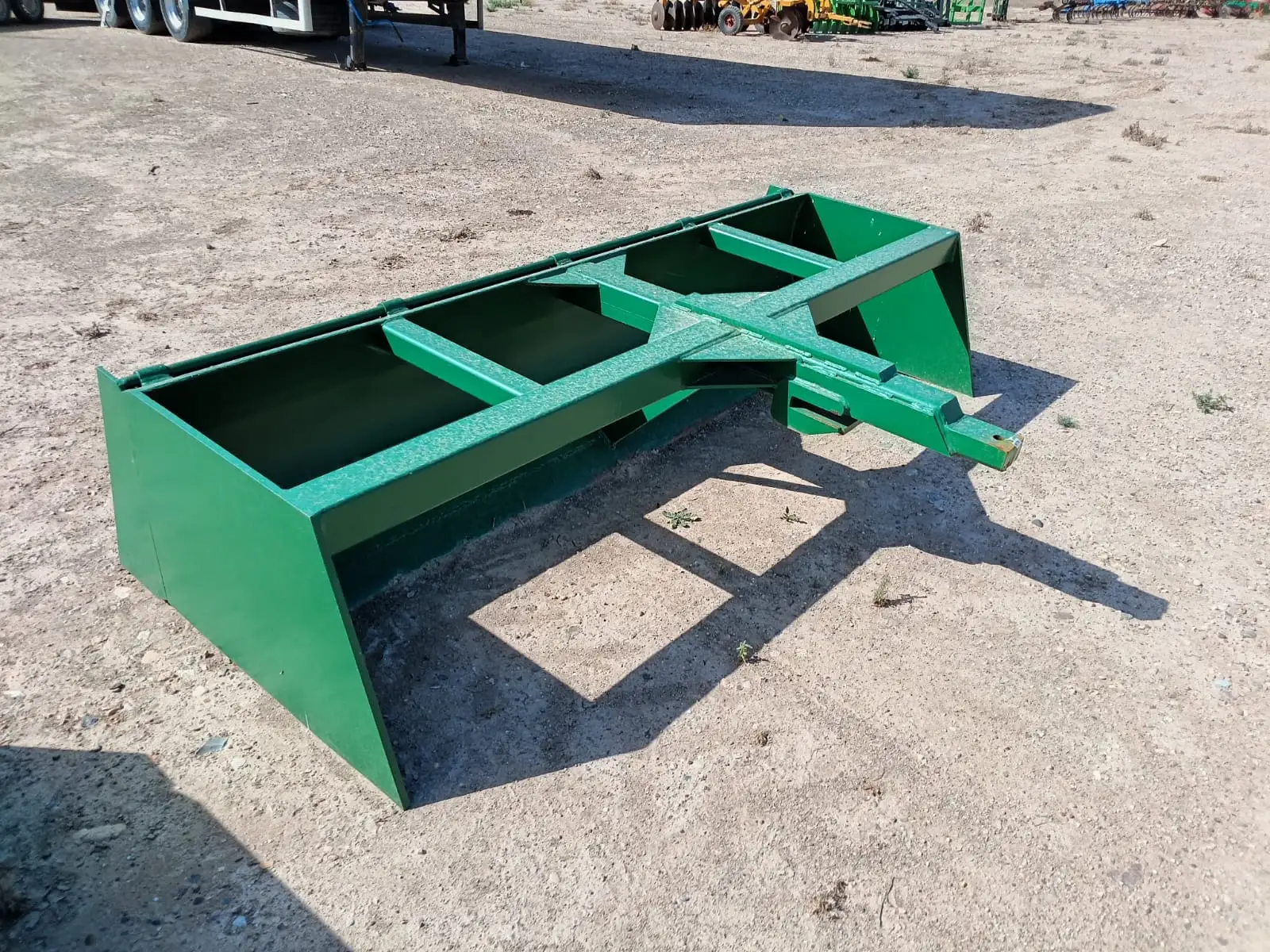 Trajilla con enganche de lanza | Trajillas