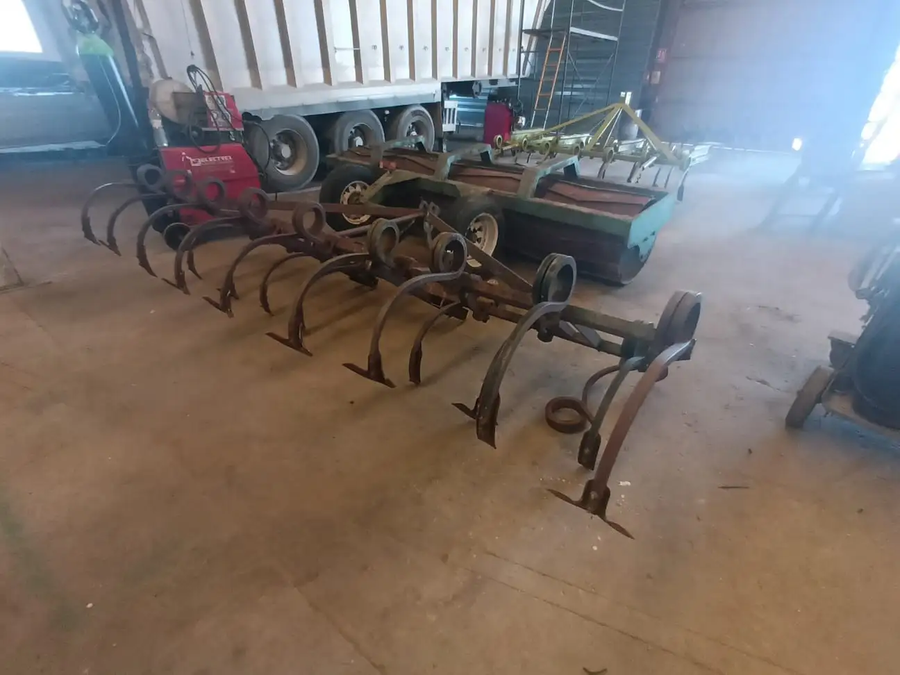 Cultivador de 17 brazos. - vista 4