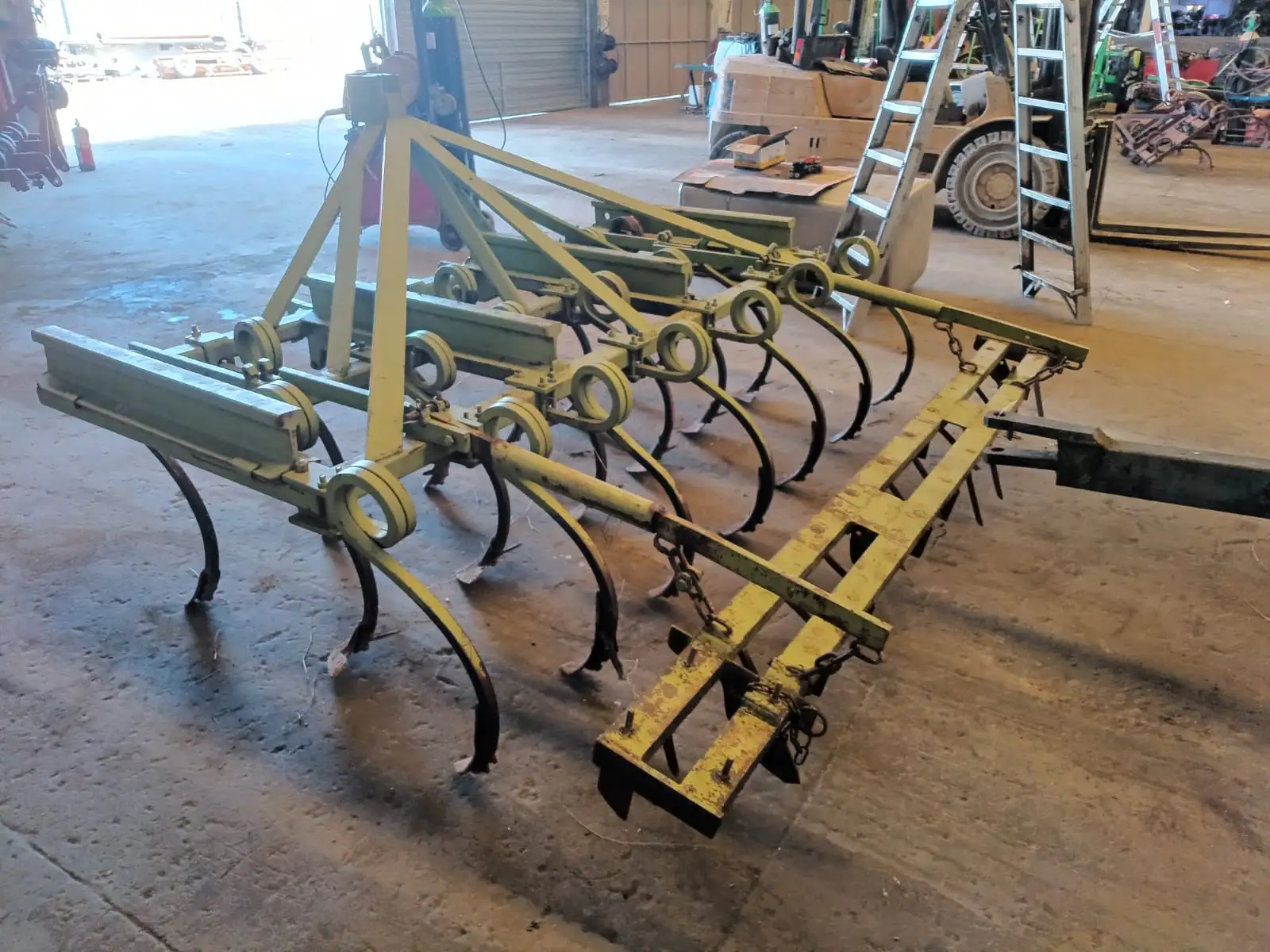 Cultivador de 3 filas - vista 4