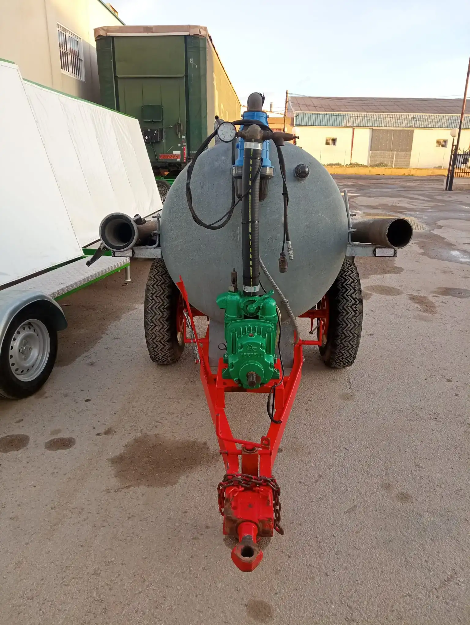 Cuba de 1500L  - vista 3