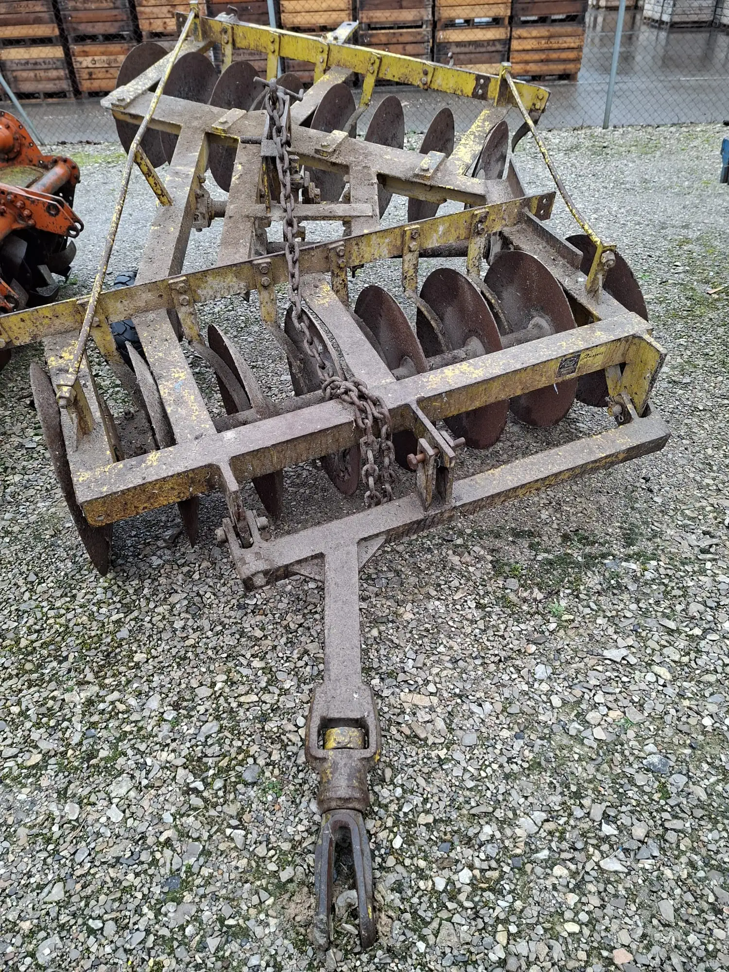 Grada de disco de 16 discos arrastraderas - vista 2