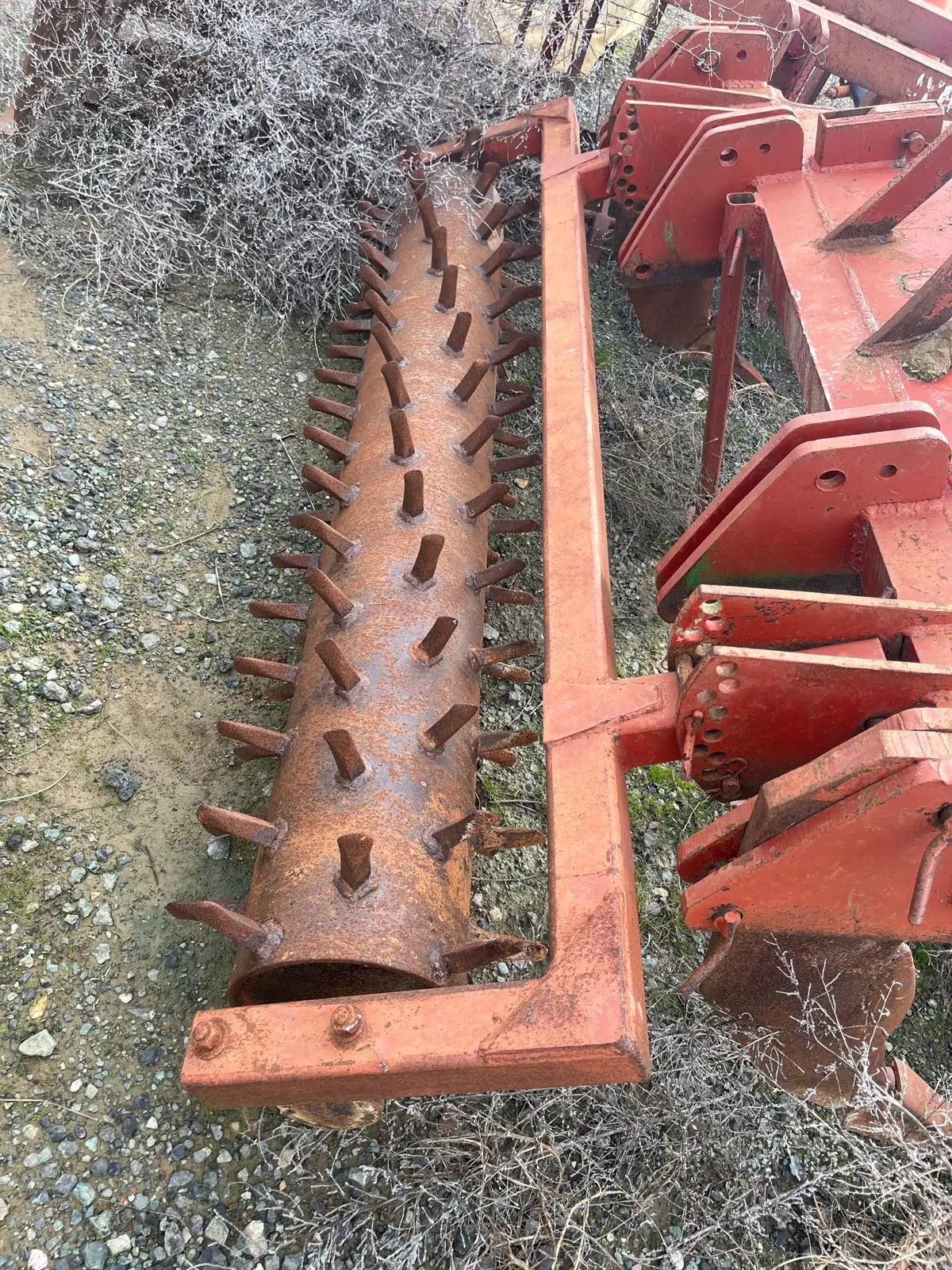 Topo subsolador con rulo de púas - Imagen del producto