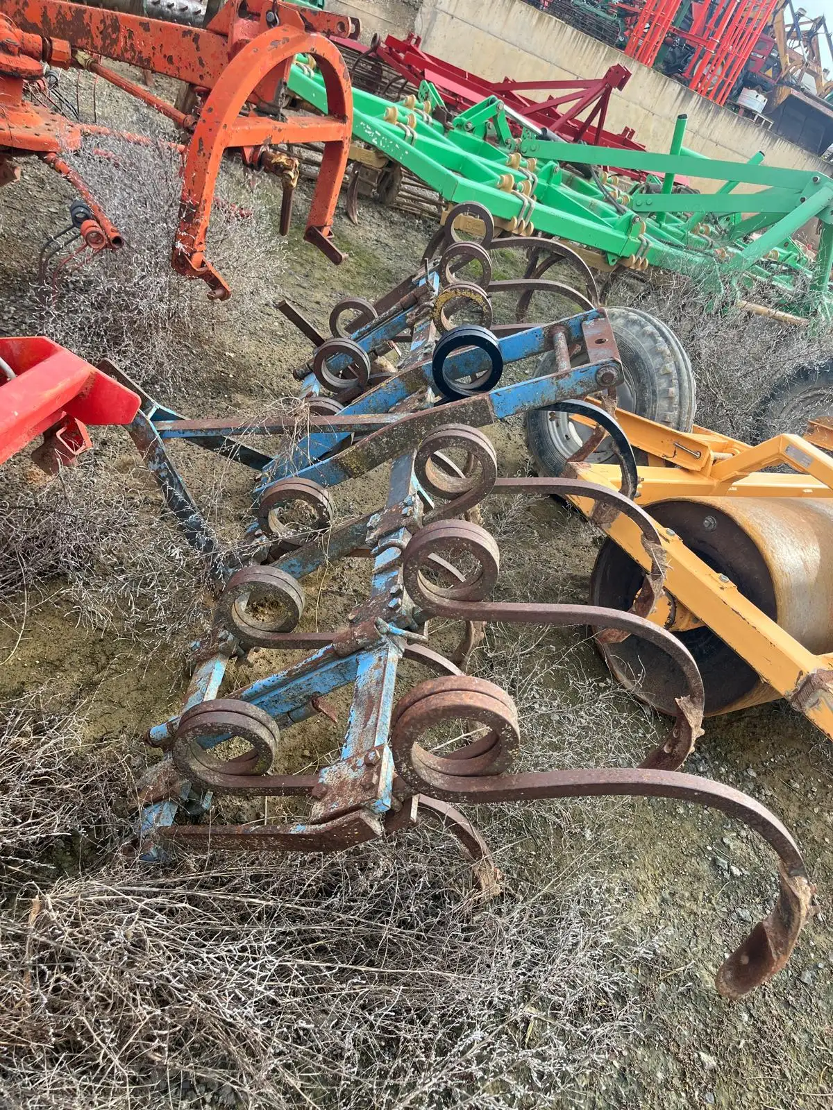 Cultivador de 9+4 brazos de rosco de 27 - Imagen del producto