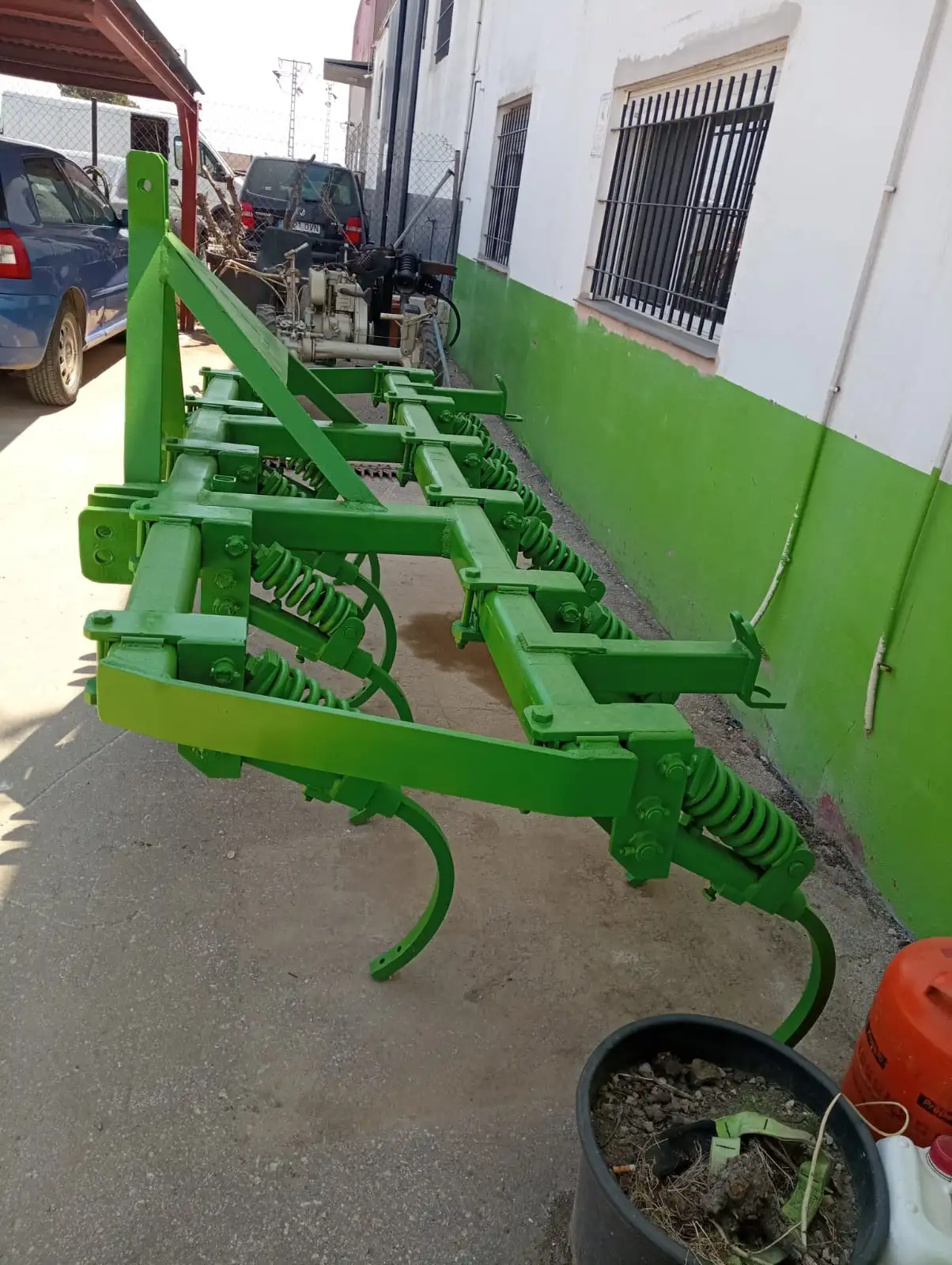 Cultivador de 11 patas con muelles - vista 2