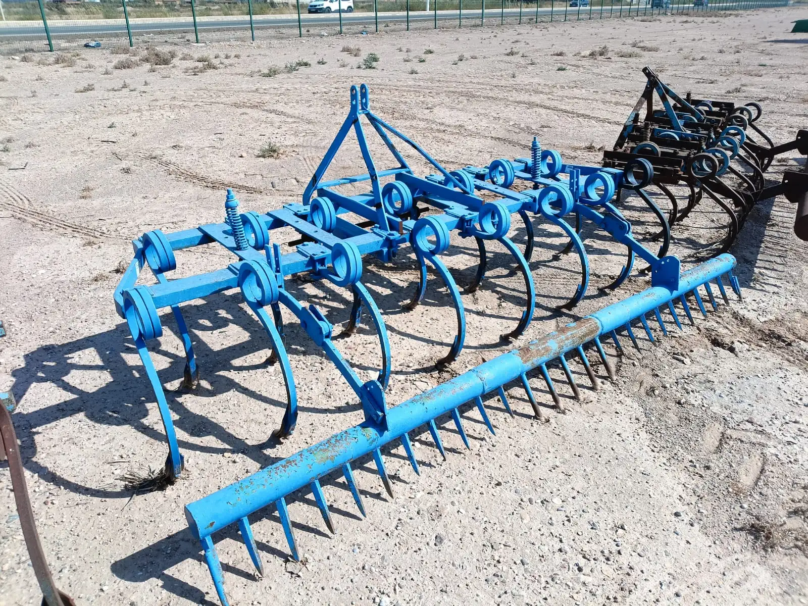 Cultivador agricola de 15 brazos de rosco - vista 3