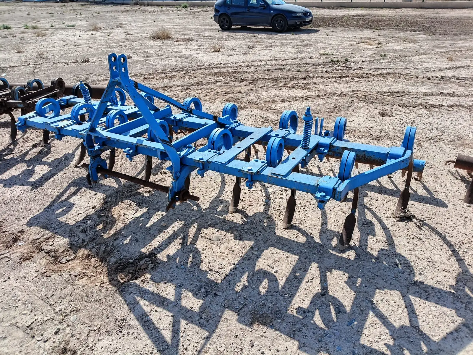 Cultivador agricola de 15 brazos de rosco - vista 4