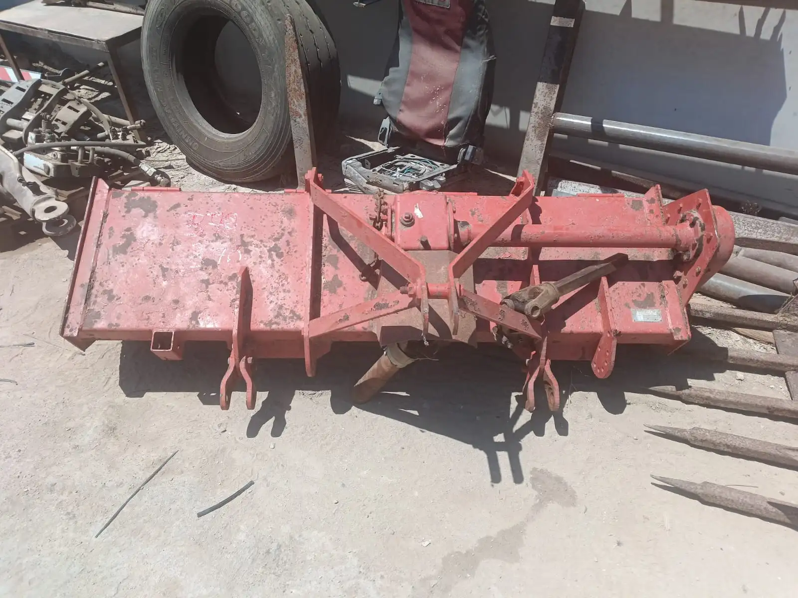 Rotovator rojo grande - Imagen del producto