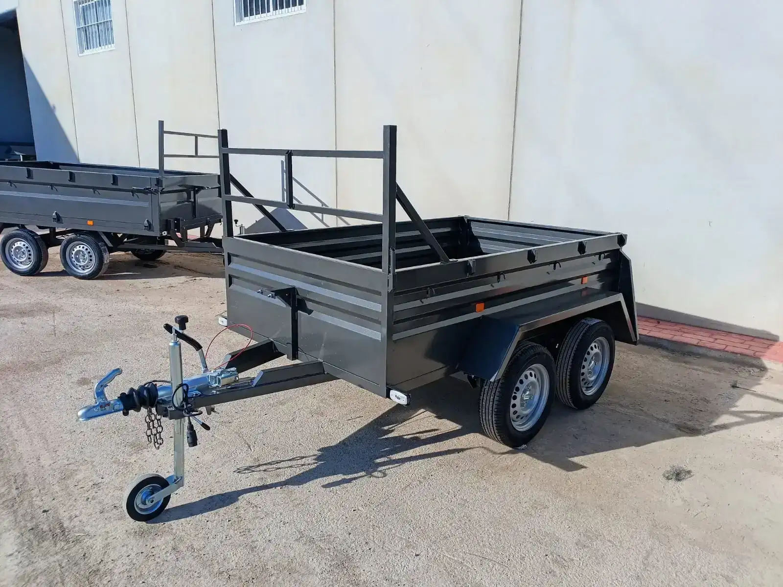 Remolque caja fija 2 ejes 2200x1400x500 - vista 4