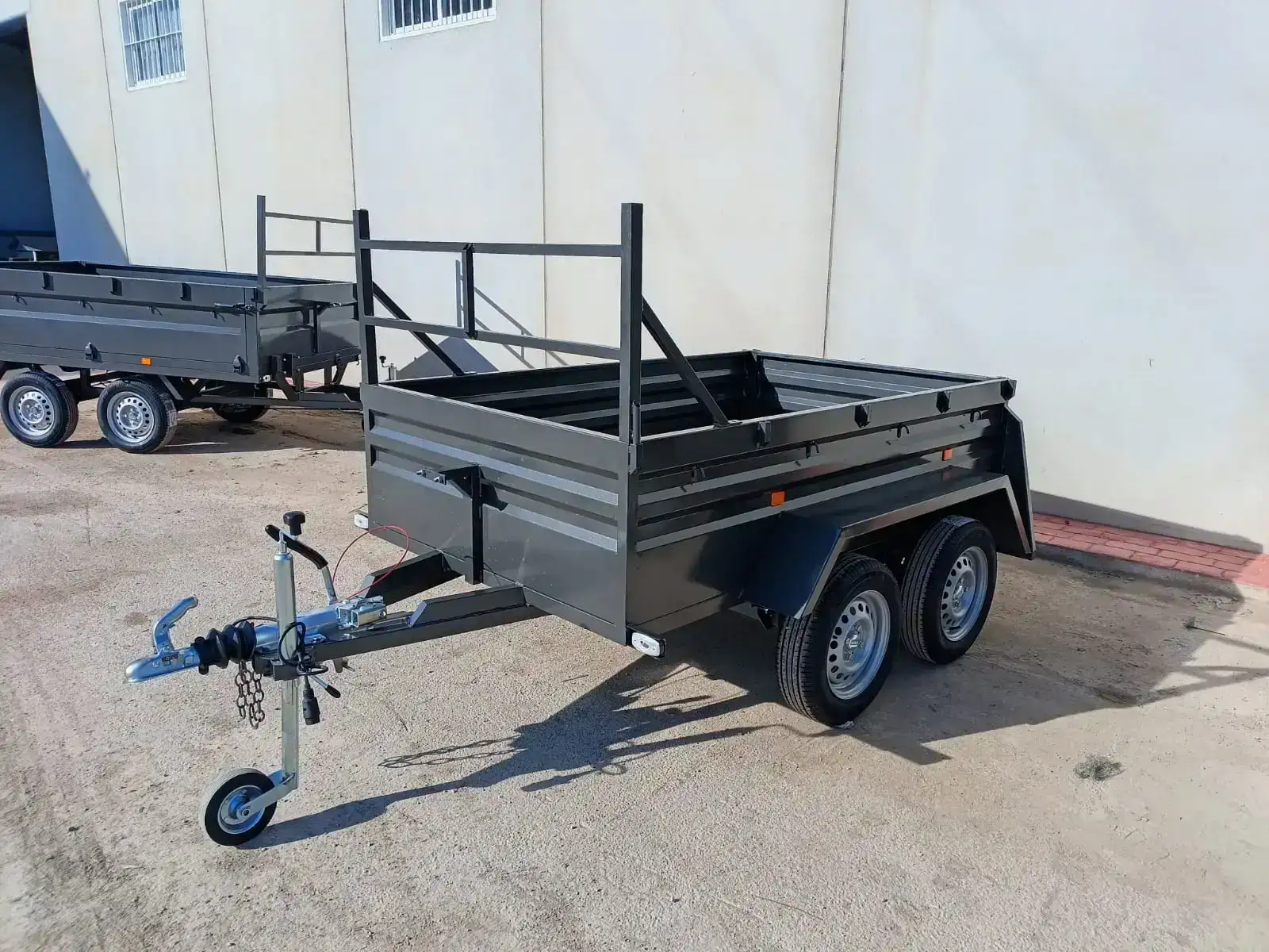 Remolque caja fija 2 ejes 2200x1400x500 - vista 4