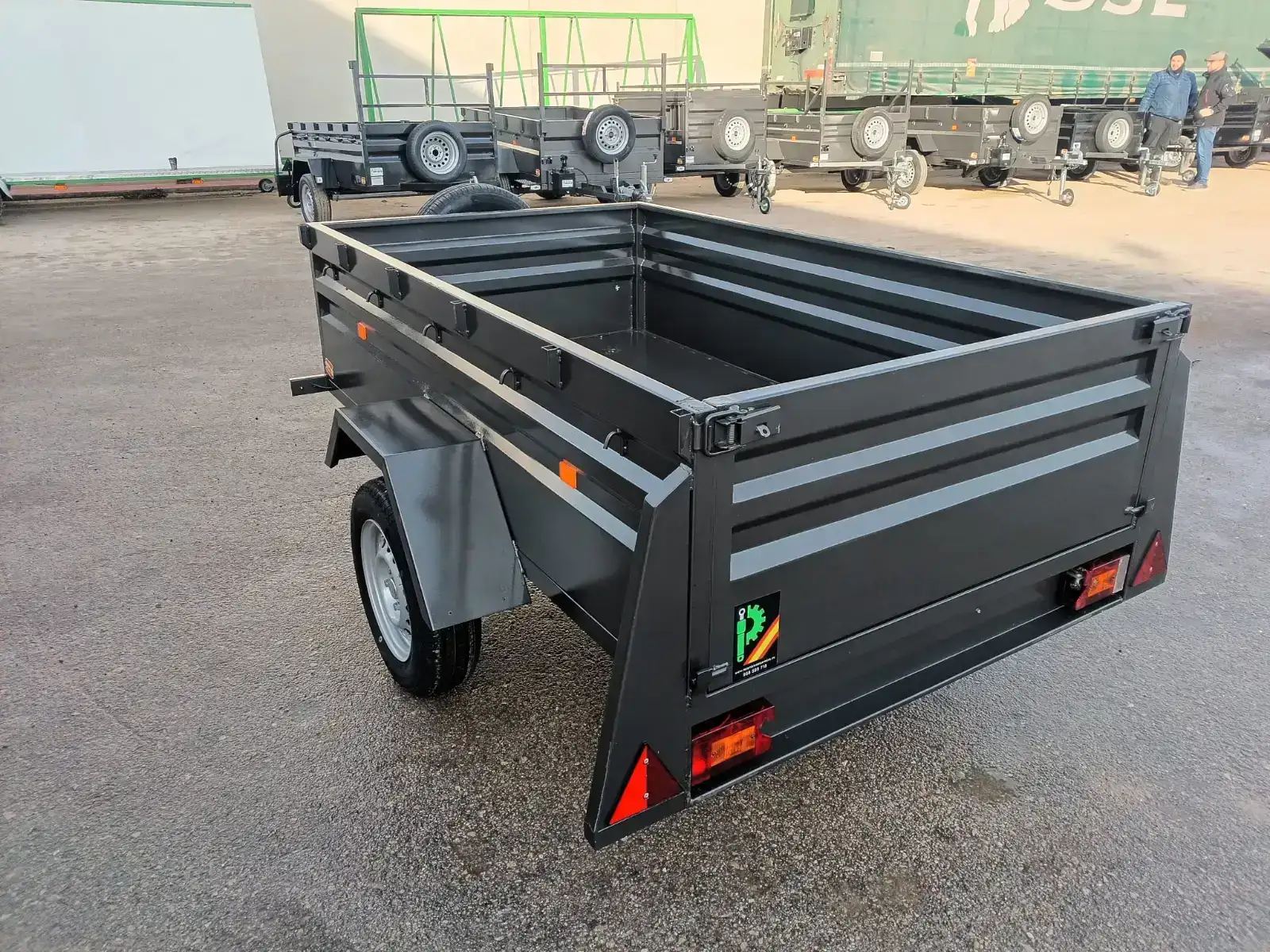 Remolque caja fija 1 eje 2200x1300x500 - vista 2