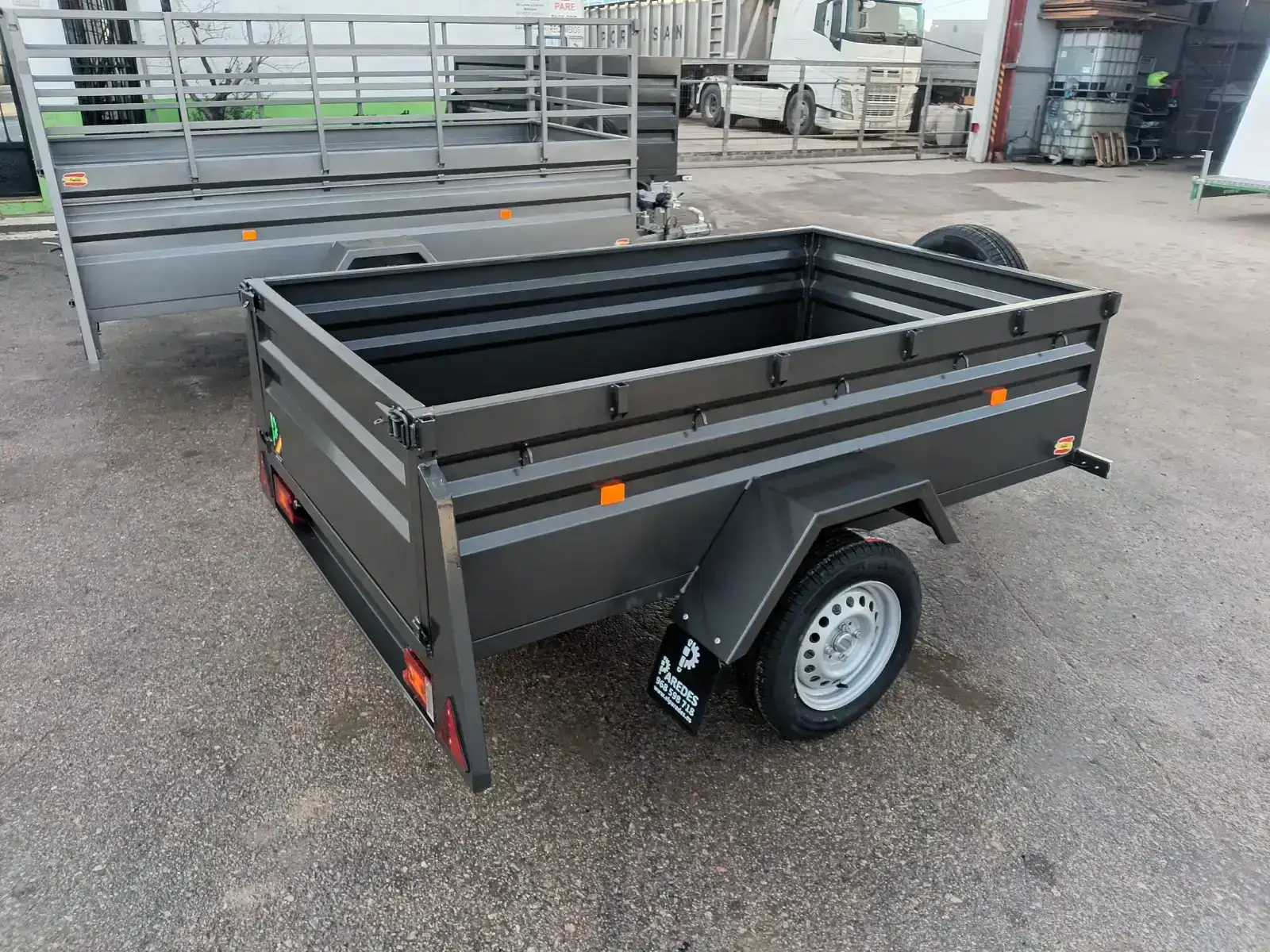 Remolque caja fija 1 eje 2200x1300x500 - vista 3