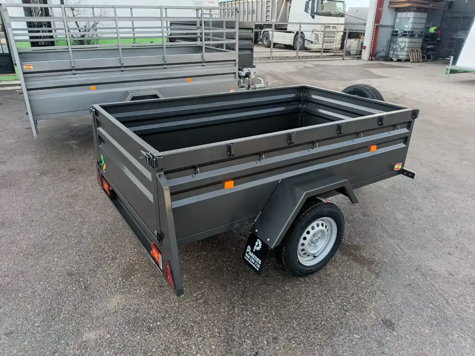 Remolque caja fija 1 eje 2200x1300x500 - vista 3