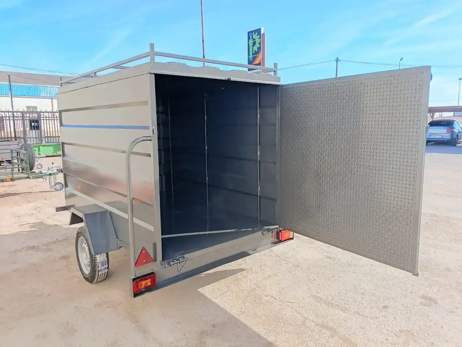 Remolque furgón 1 eje 2400x1400x1400 - vista 4