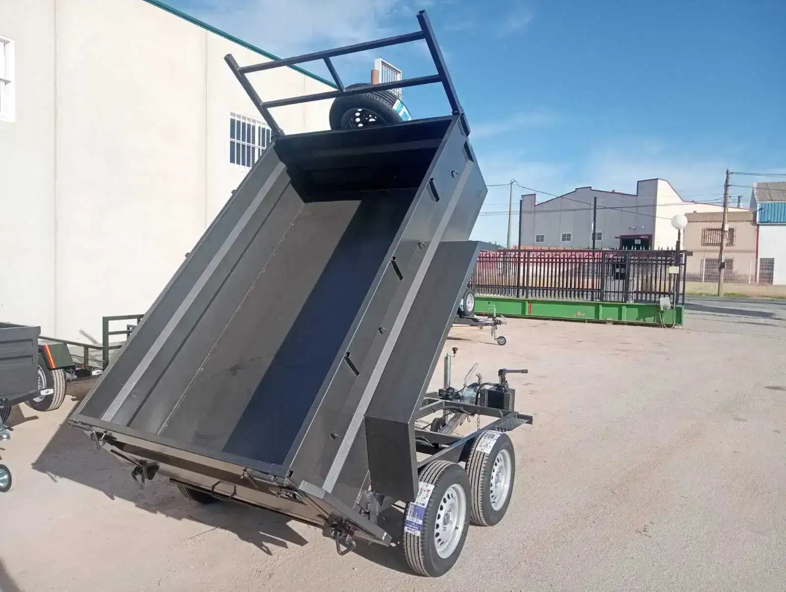 Remolque basculante 2 ejes 2200x1300x500 - vista 8
