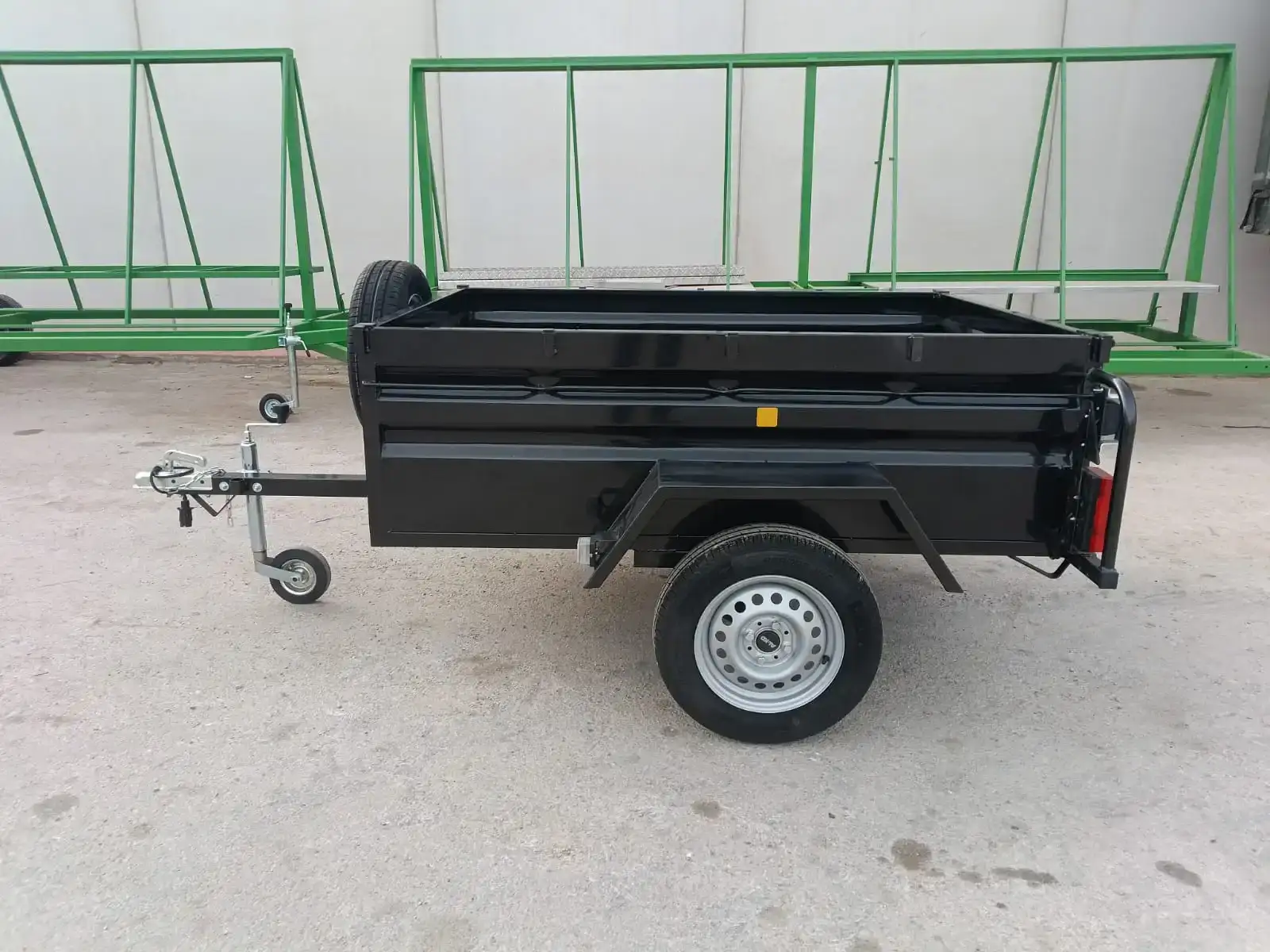 Remolque semibasculante 1 eje 1800x1300x520 - vista 6