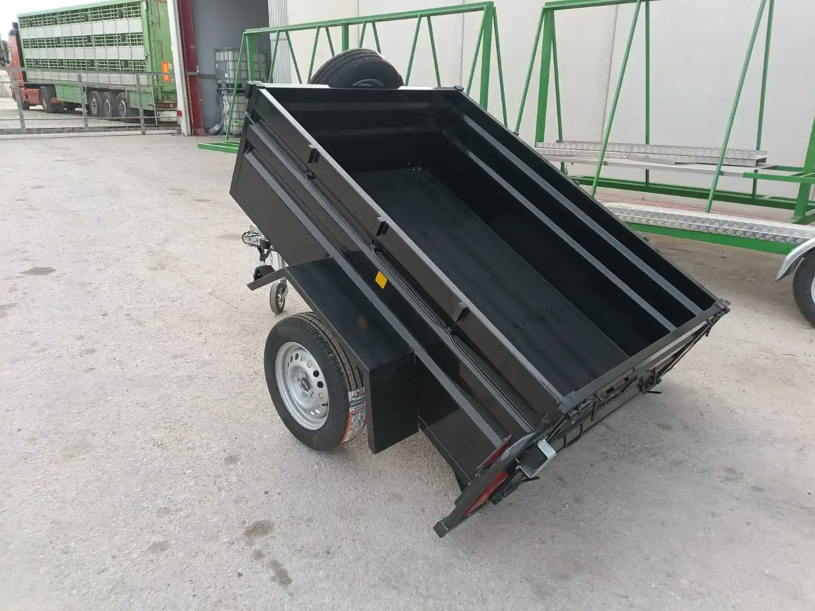 Remolque semibasculante 1 eje 1800x1300x520 - vista 9