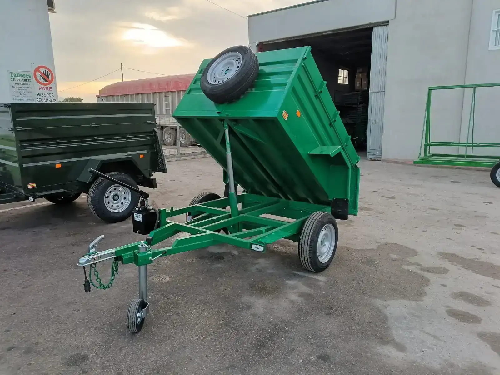 Remolque basculante 1 eje 1800x1300x600 - Imagen del producto