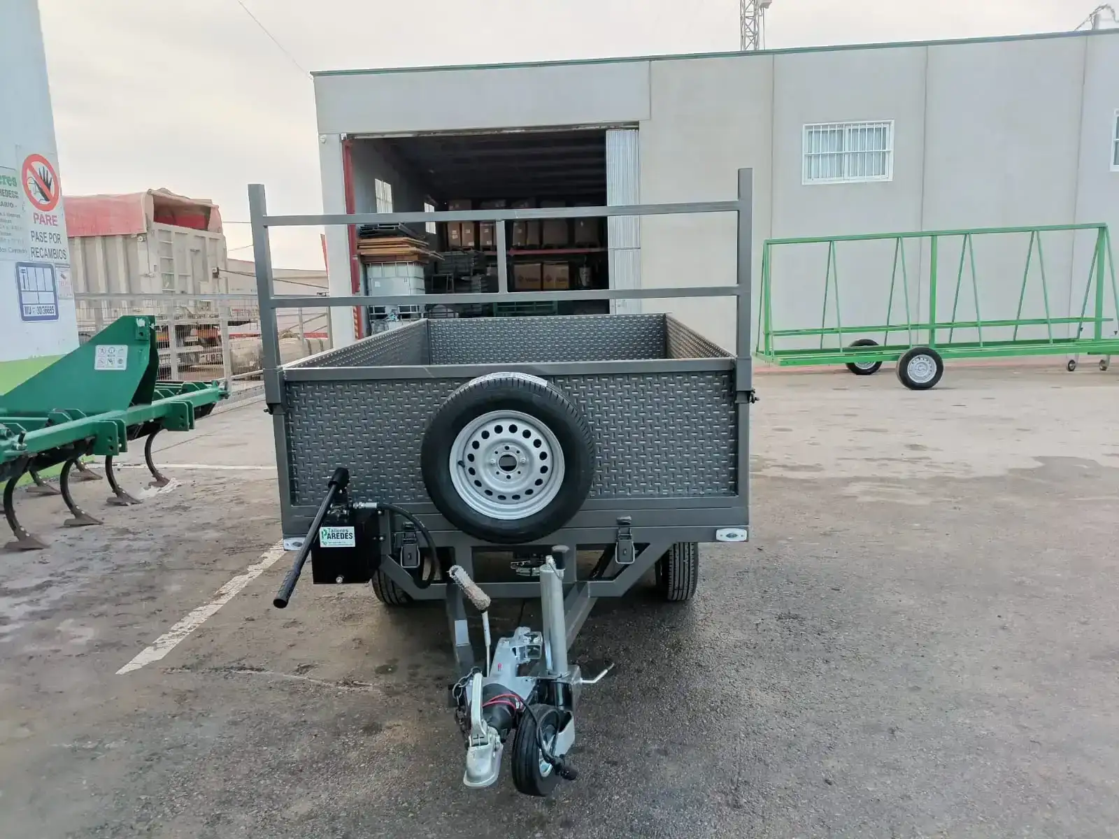 Remolque basculante 2 ejes 2600x1600X500 - vista 6
