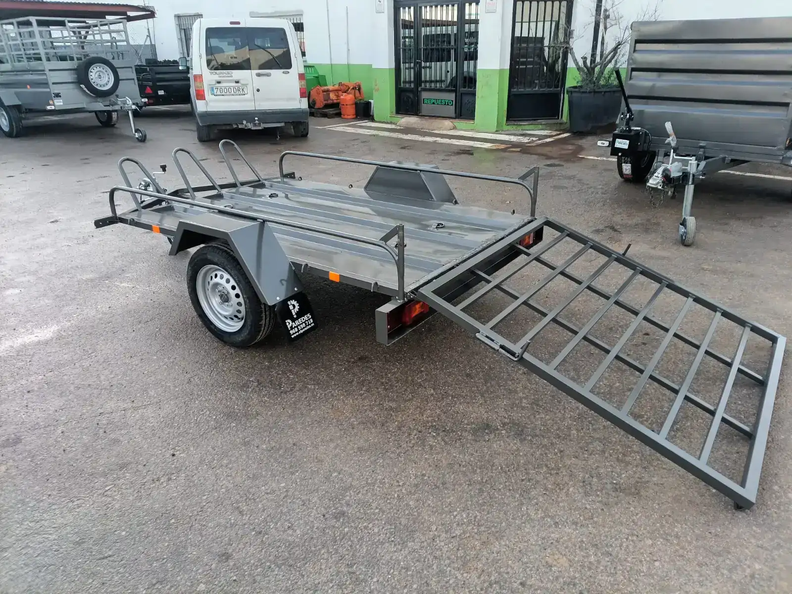 Remolque porta quads + motos - vista 1