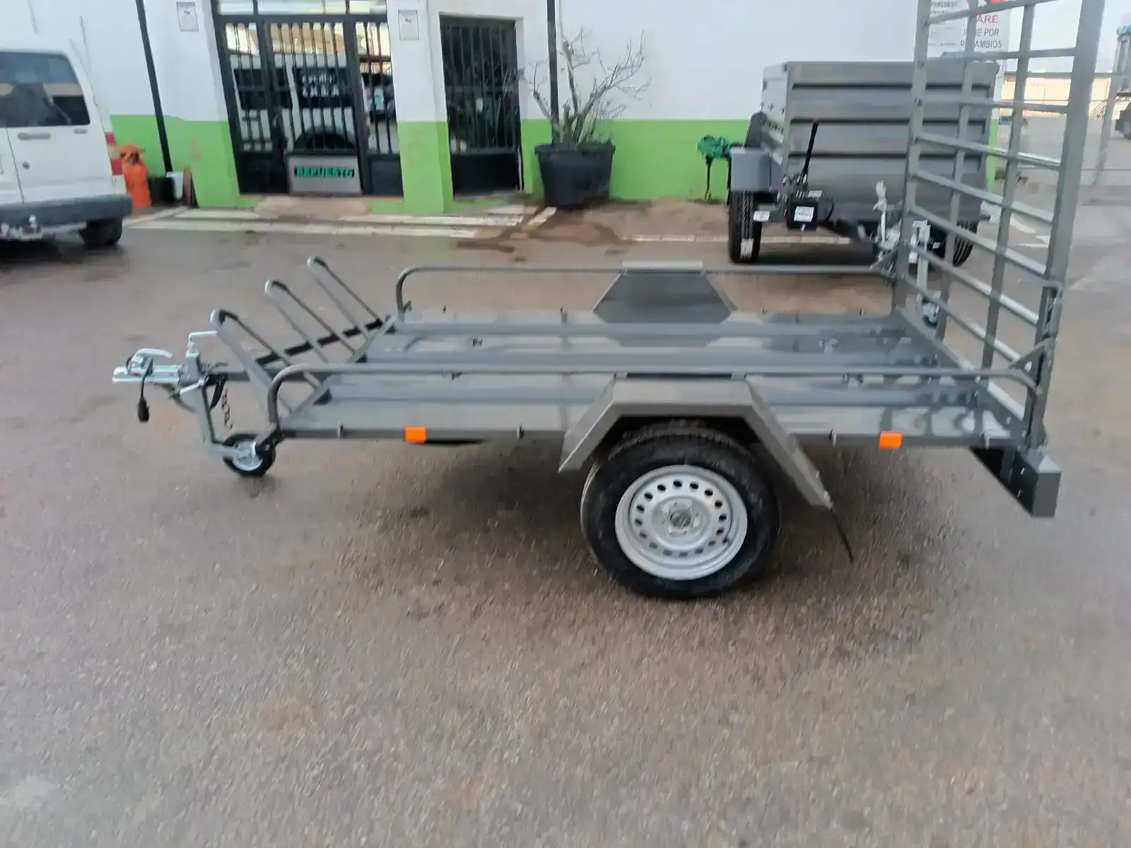 Remolque porta quads + motos - vista 3