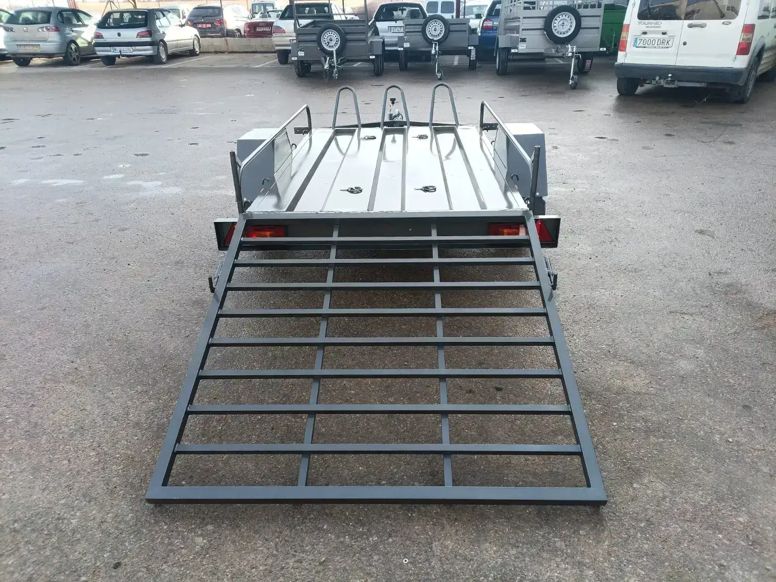 Remolque porta quads + motos - vista 4