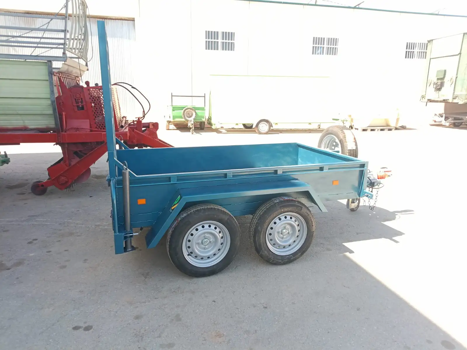 Remolque portamaquinarias 2300x1300x300 - vista 5