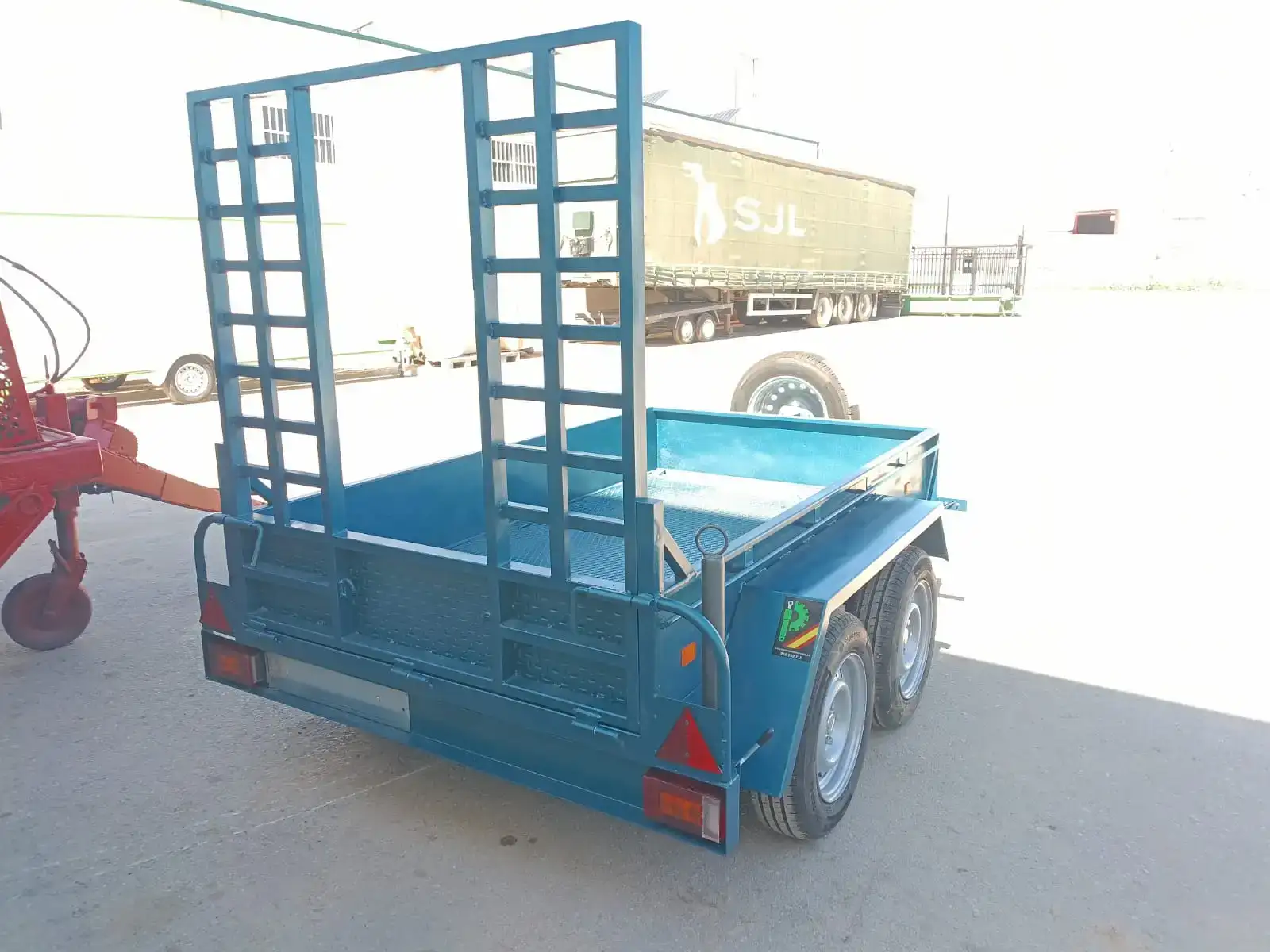 Remolque portamaquinarias 2300x1300x300 - vista 1