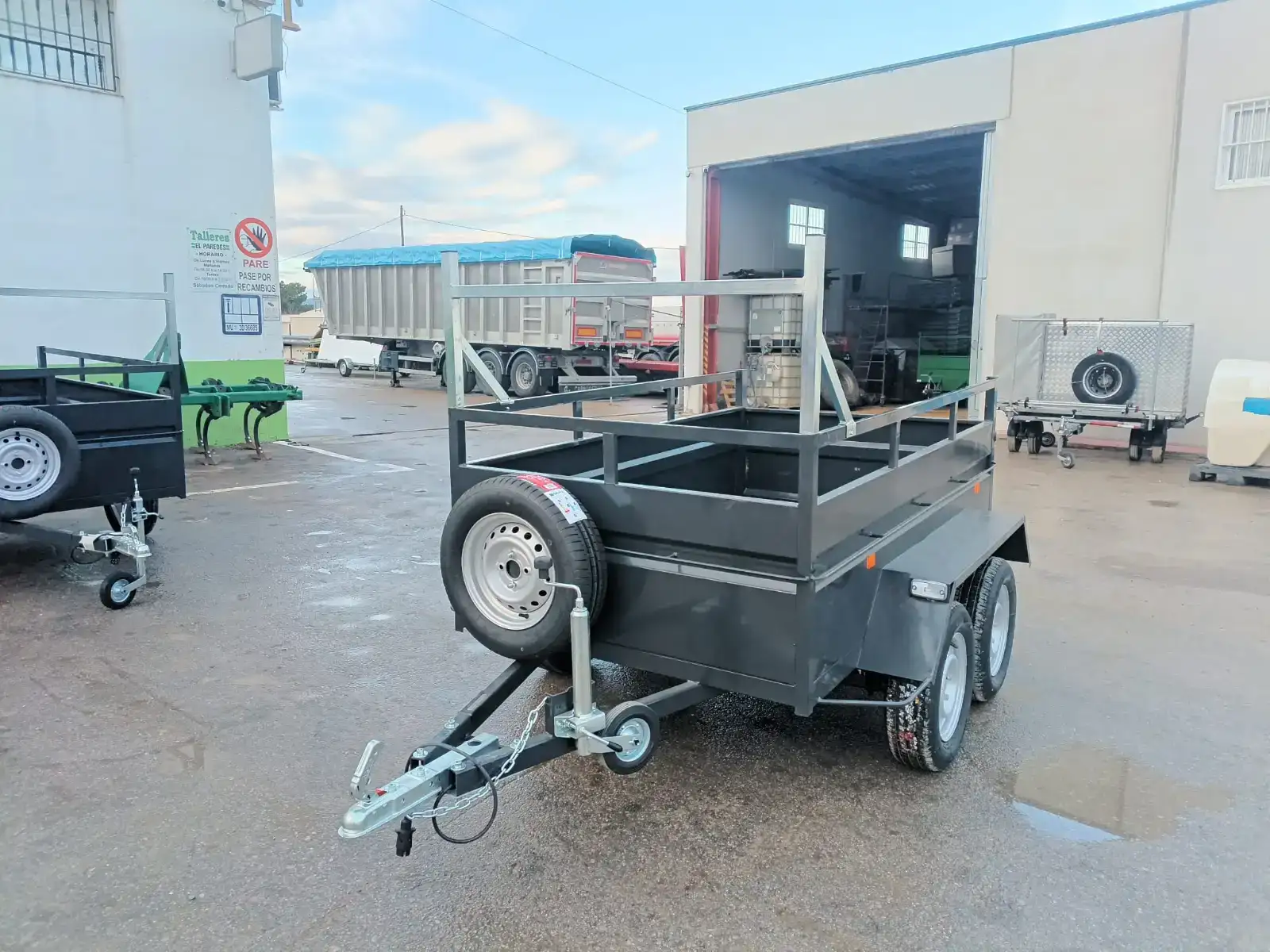 Remolque caja fija 22000x1300x500+200 2 ejes - vista 4