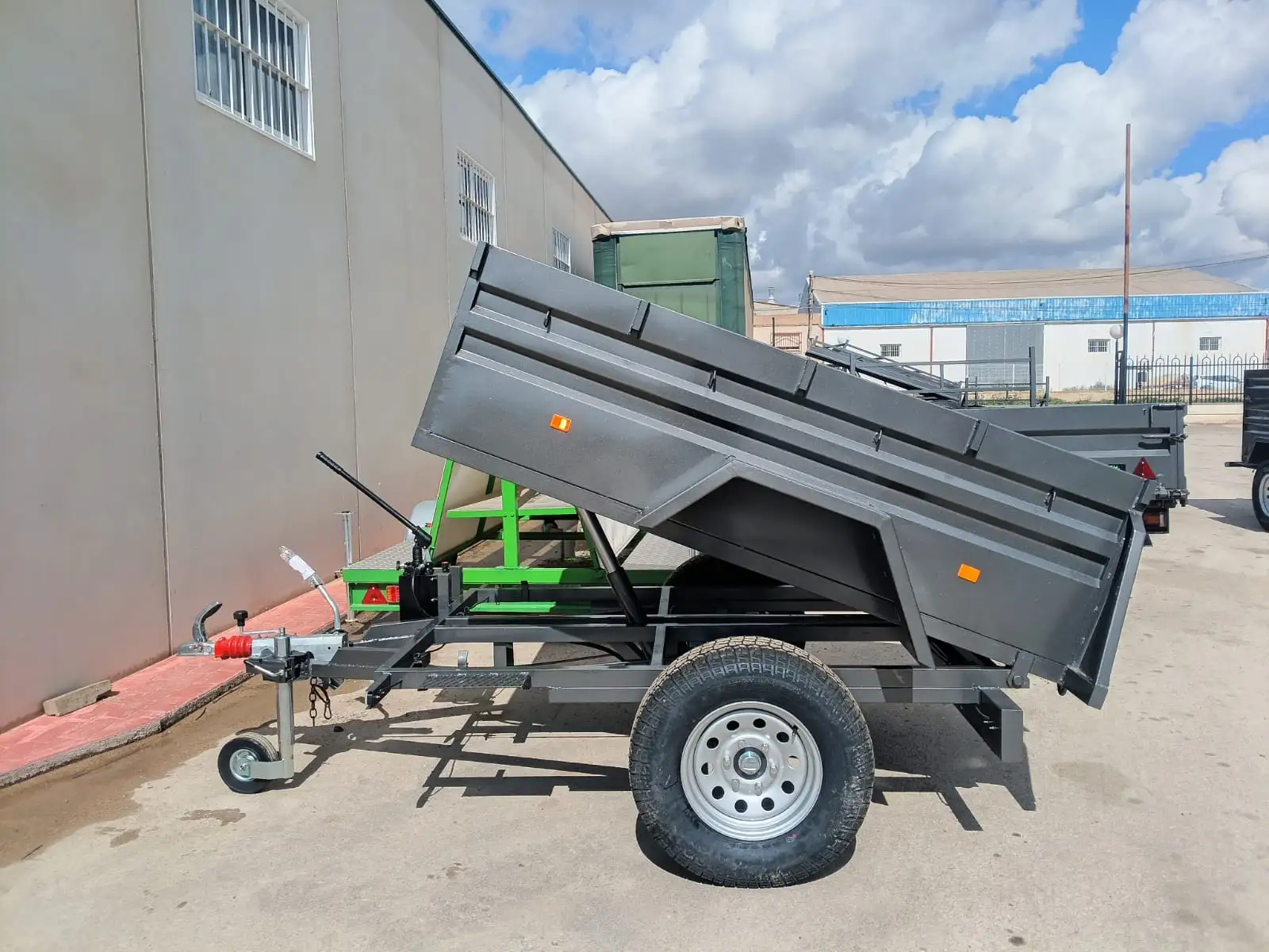 Remolque basculante todoterreno 2200x1300x600 - vista 4