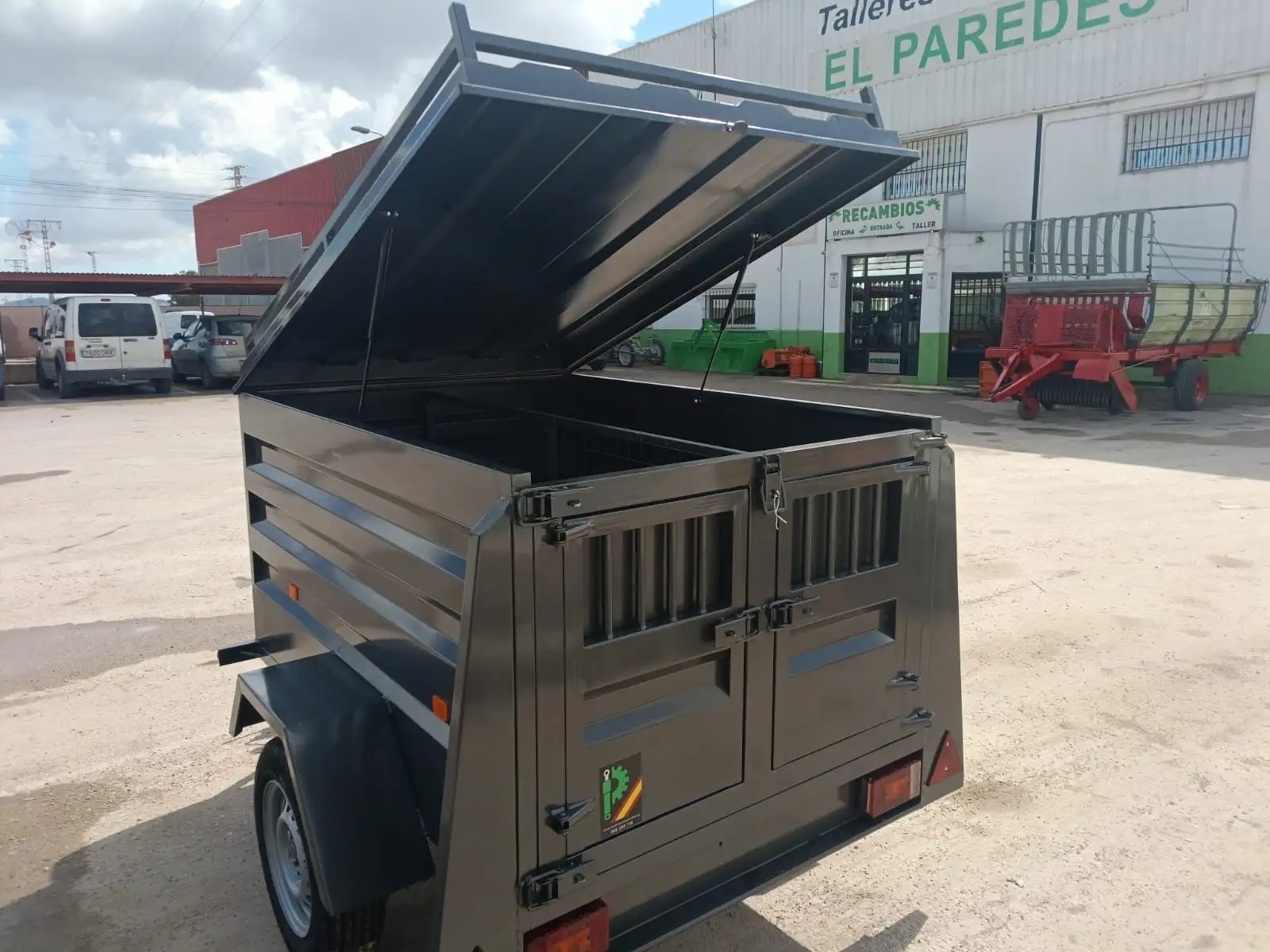 Remolque para perros de 2 compartimentos 1700x1200x800 - vista 3