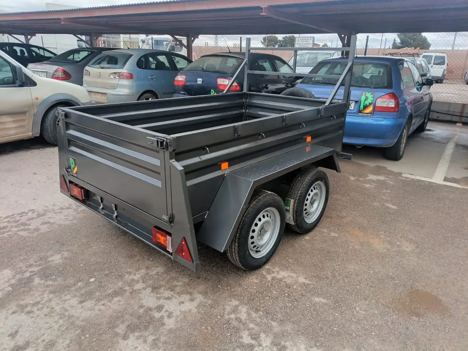 Remolque caja fija 2200x1300x500 s/f - vista 1