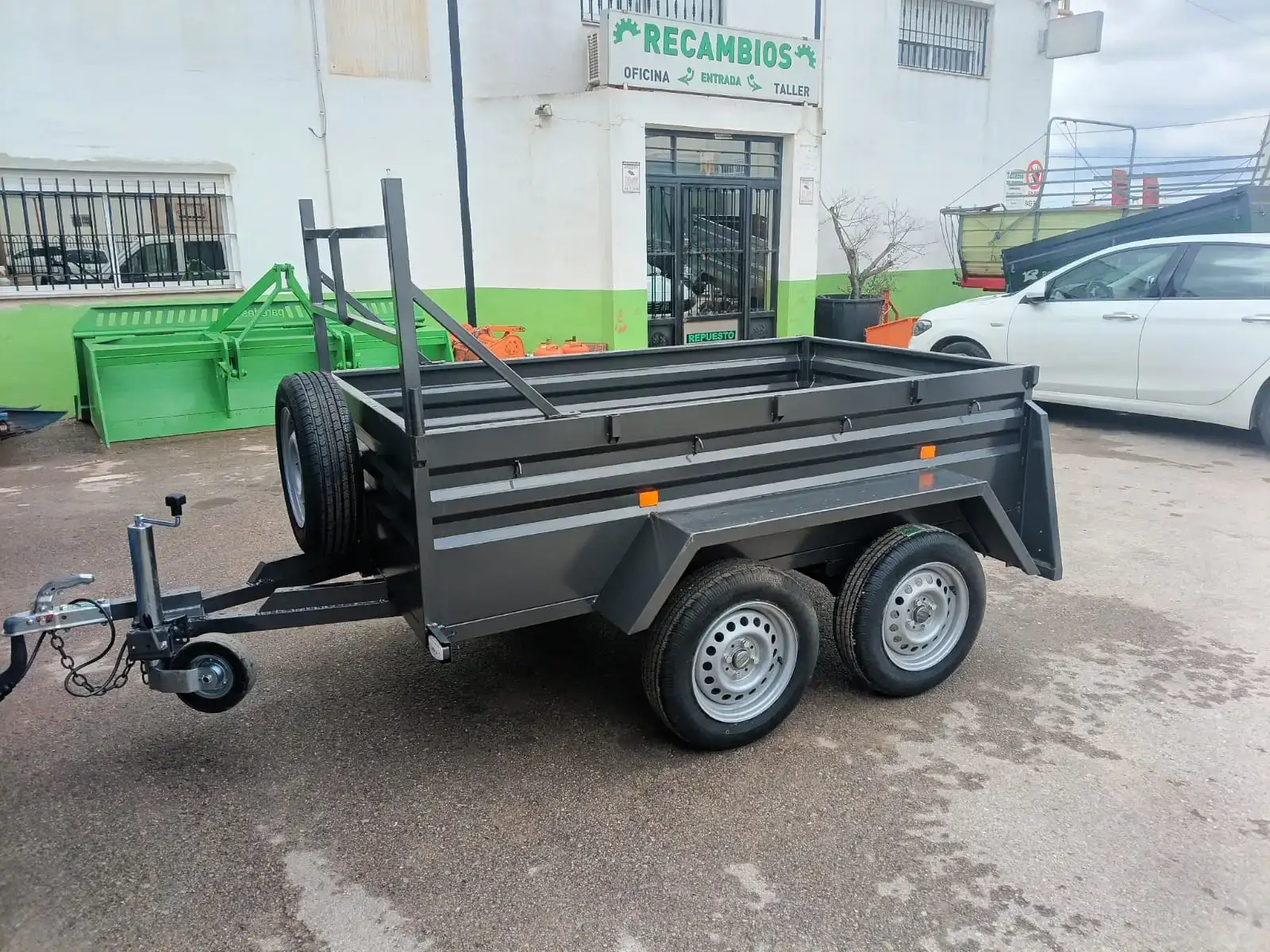 Remolque caja fija 2200x1300x500 s/f - vista 4