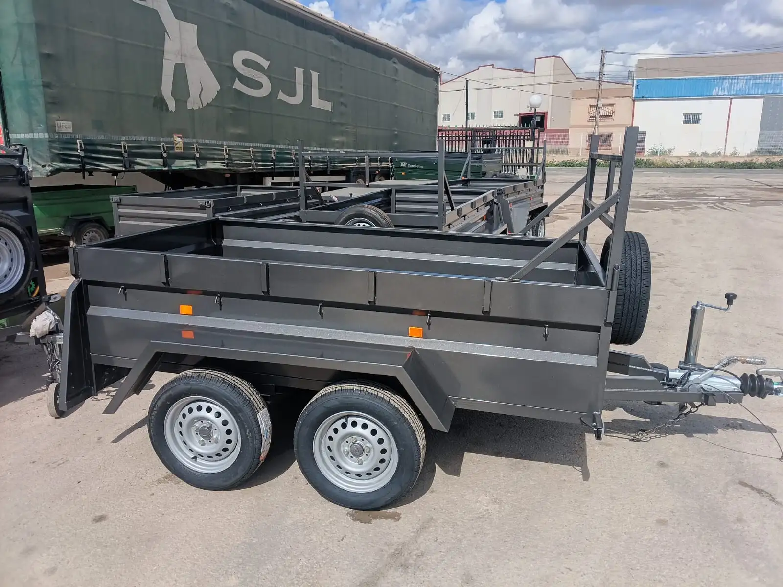 Remolque caja fija 2400x1400x500 de 2 ejes - vista 1