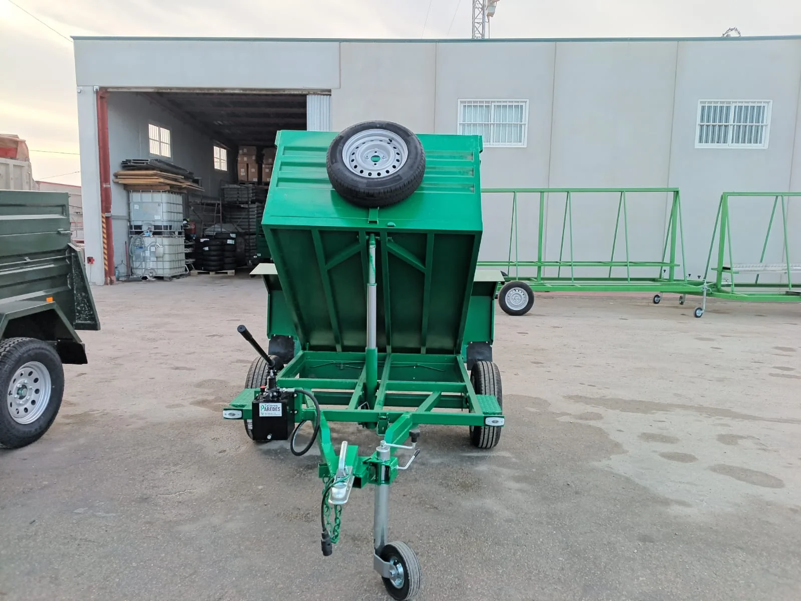 Remolque basculante 1800x1300x500 - vista 2