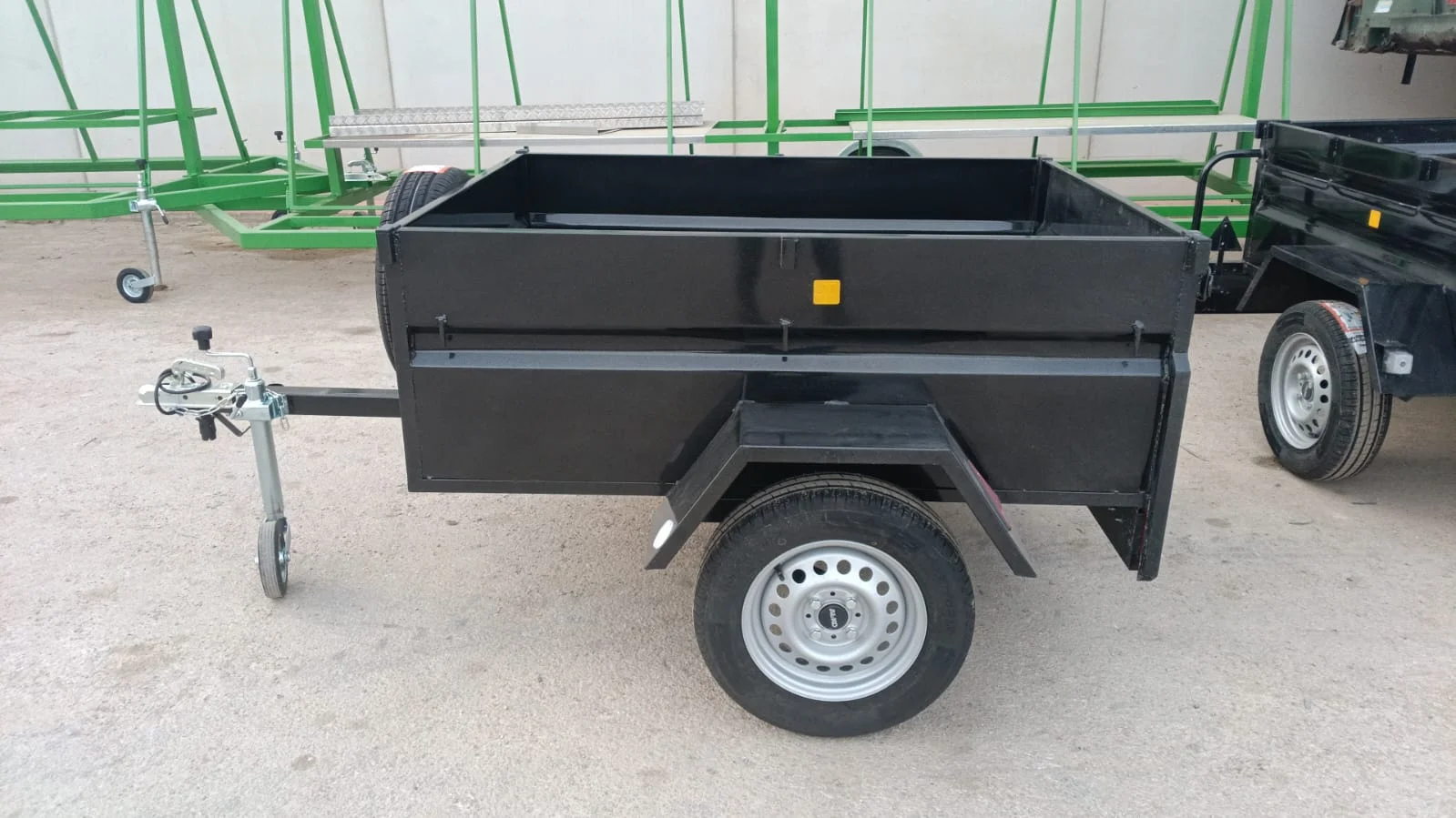 Remolque caja fija 1550x1200x500