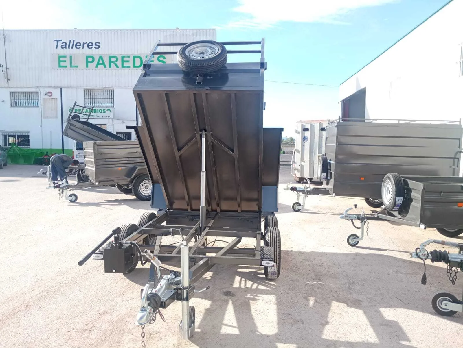 Remolque basculante hidráulico 2200x1400x500 - vista 4