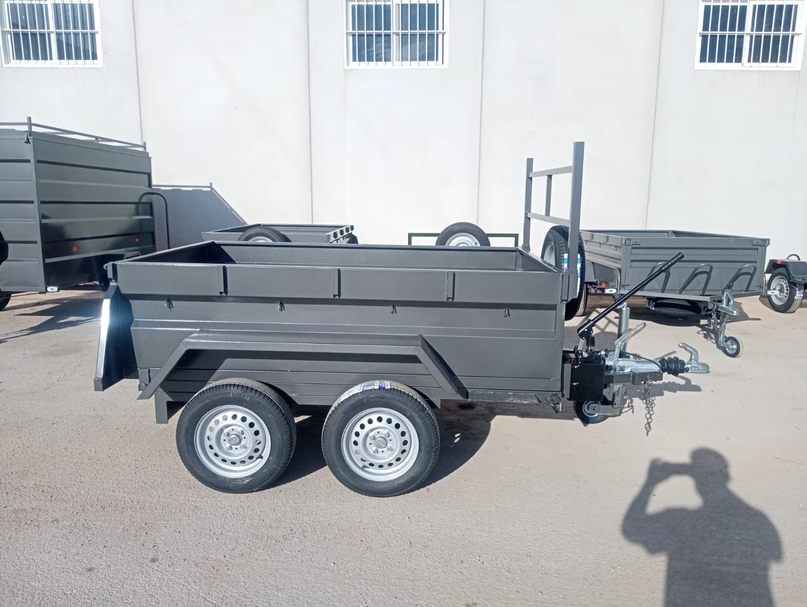 Remolque basculante hidráulico 2200x1400x500 - vista 8