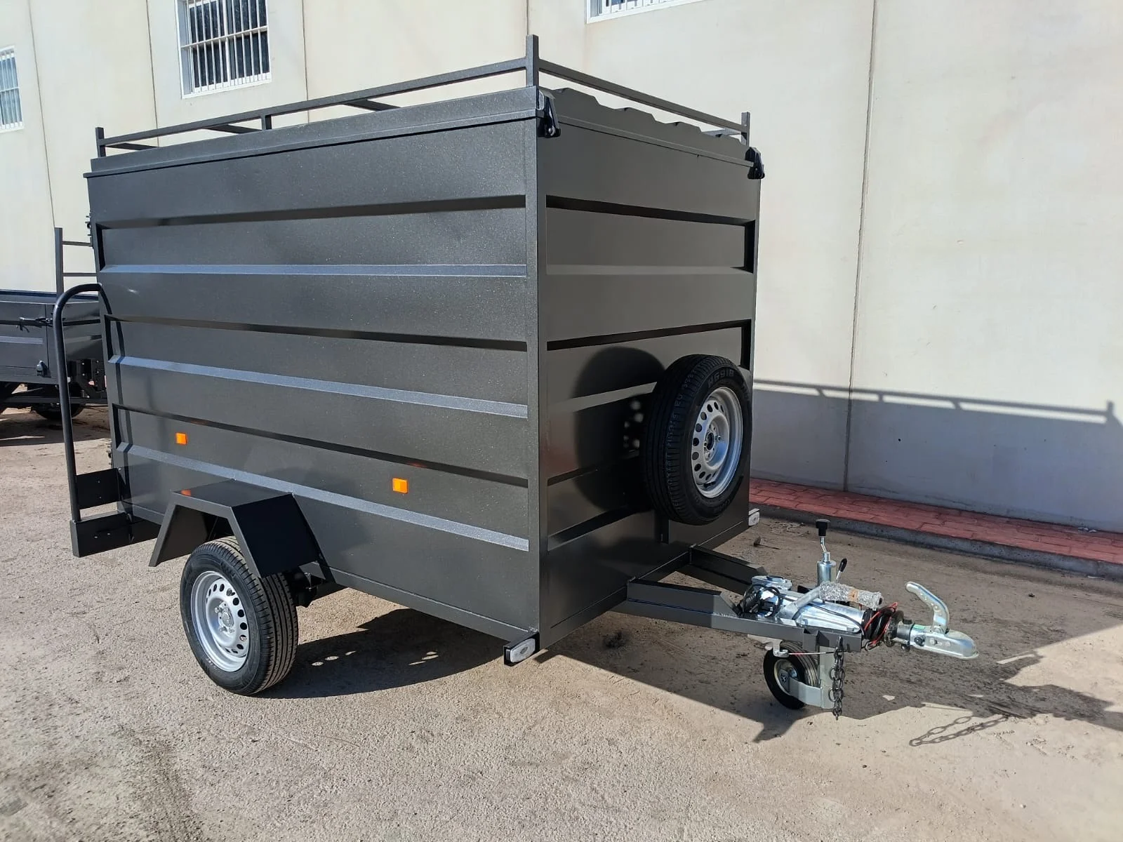 Remolque furgón de 2400x1400x1400 - vista 3