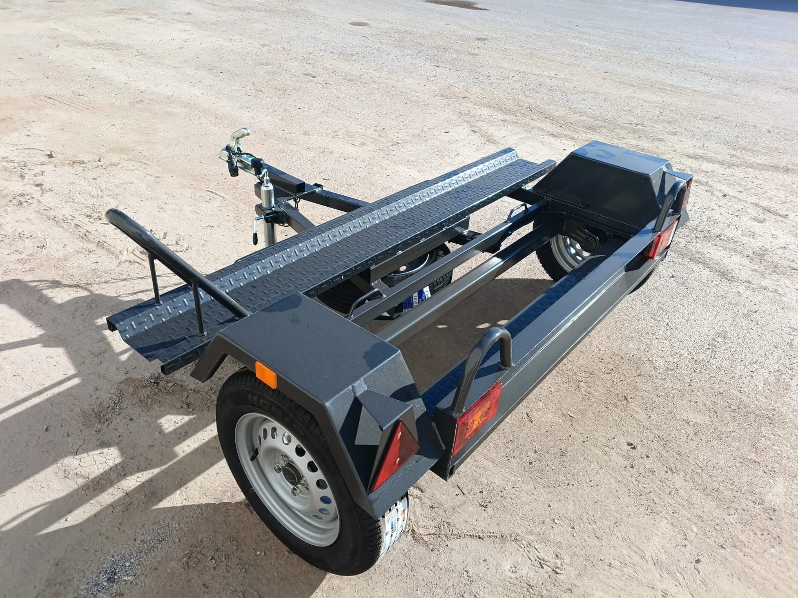 Remolque porta motos transversal para 1 moto - vista 7