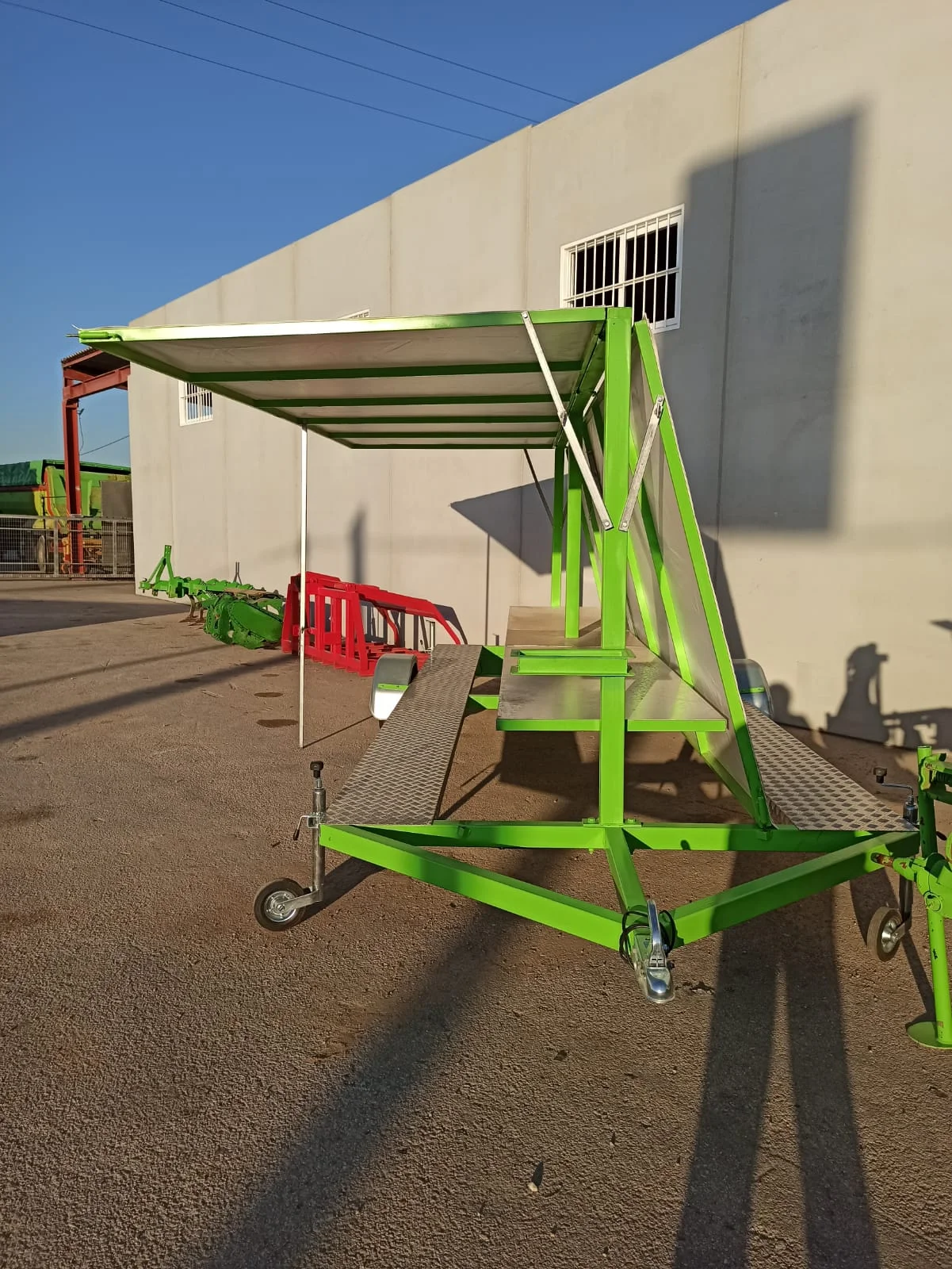 Remolque comedor - vista 2