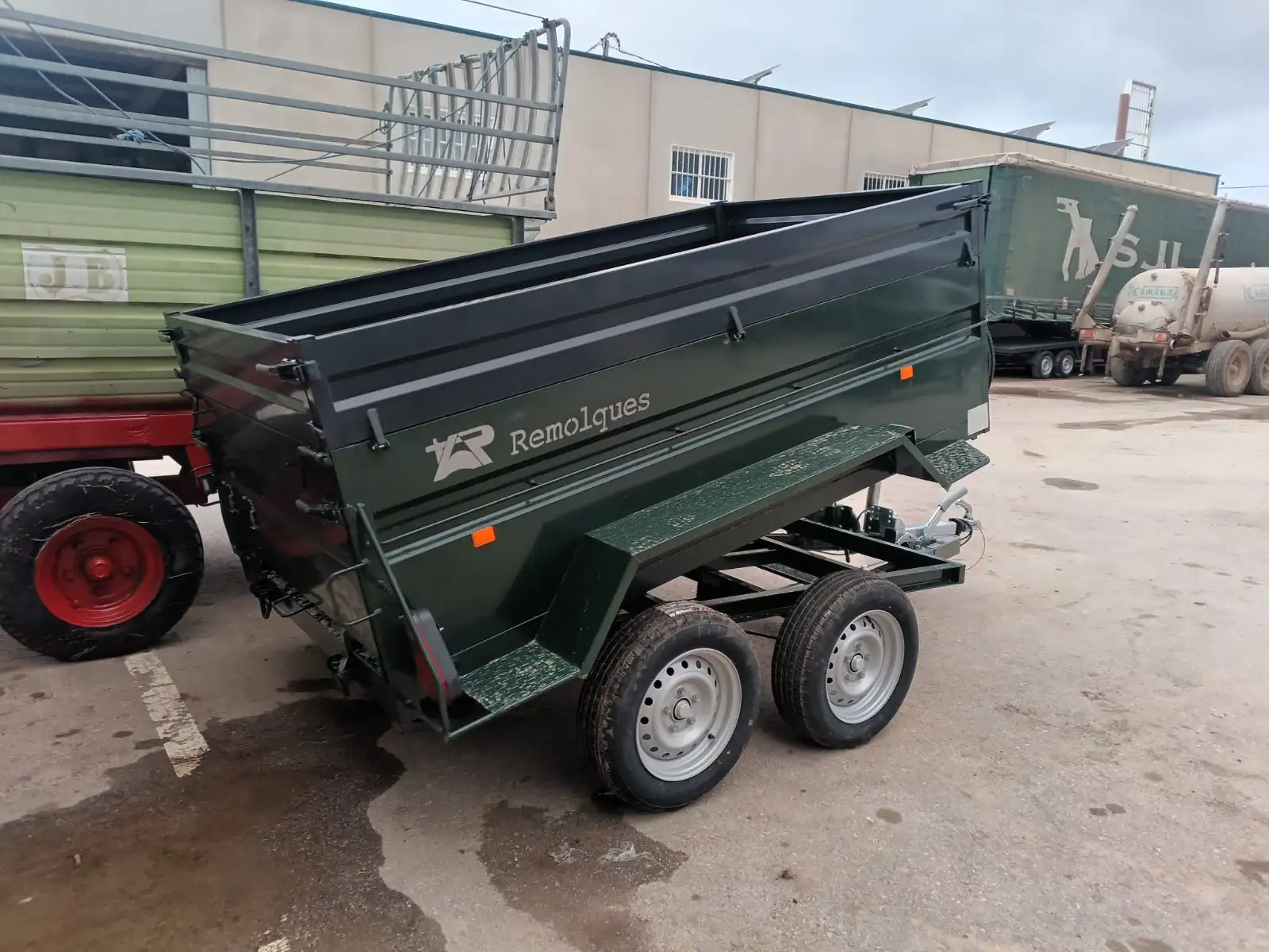 Remolque basculante 2500x1400x600x200 2 ejes - Imagen del producto