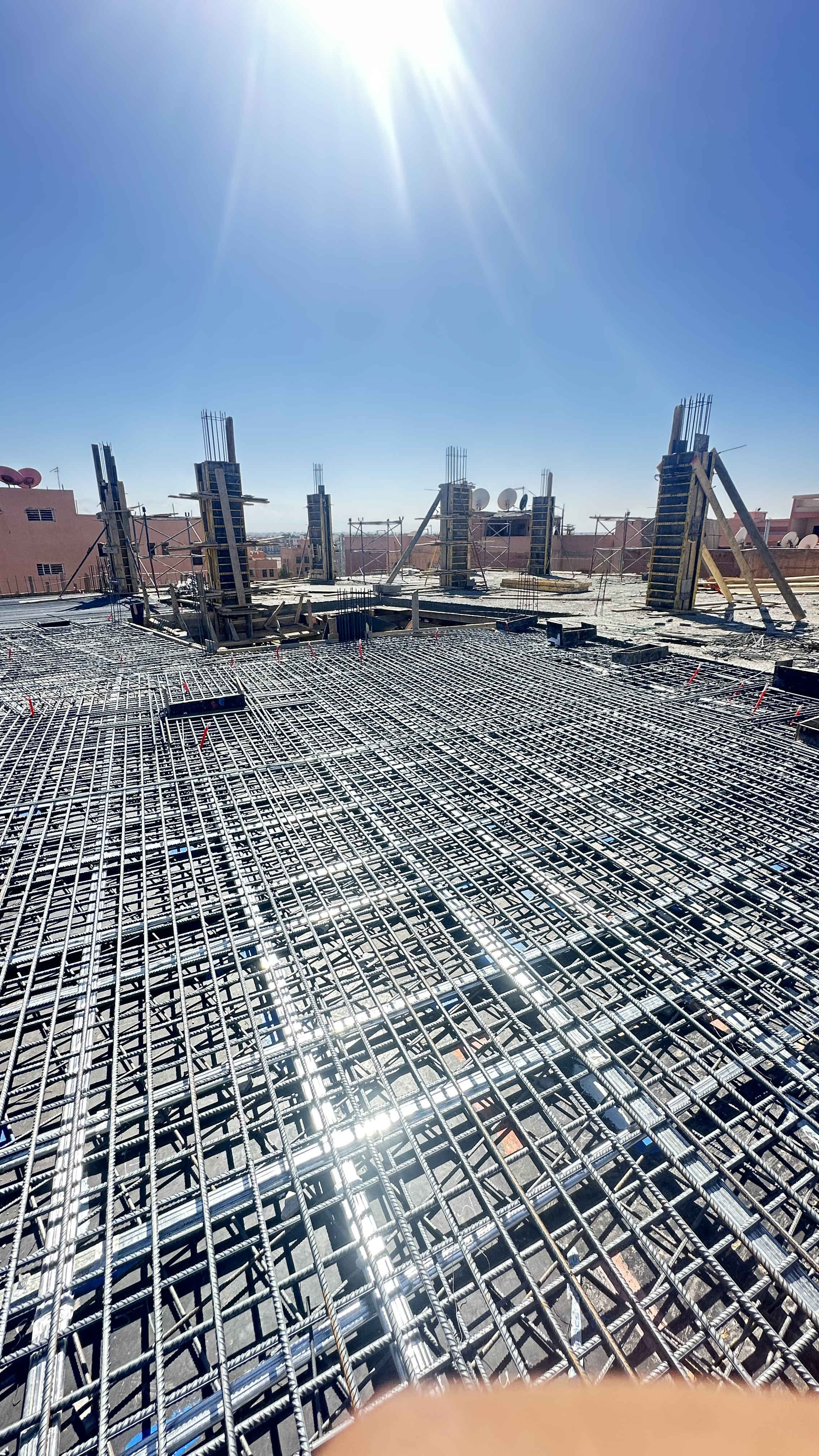 BAT: Travaux de construction en post-tension, Atelier industriel, Marrakech.
