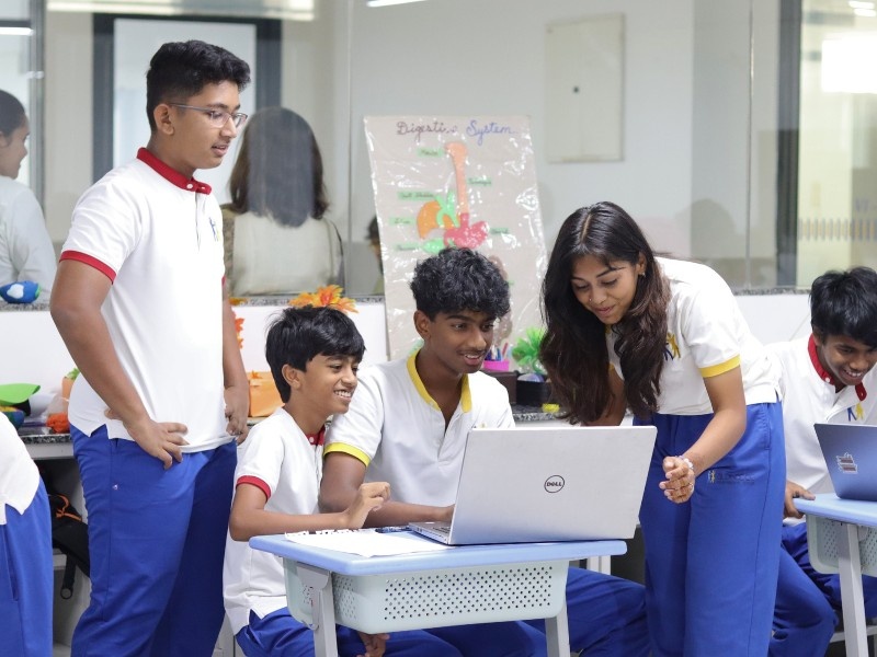 Strong Collaborators