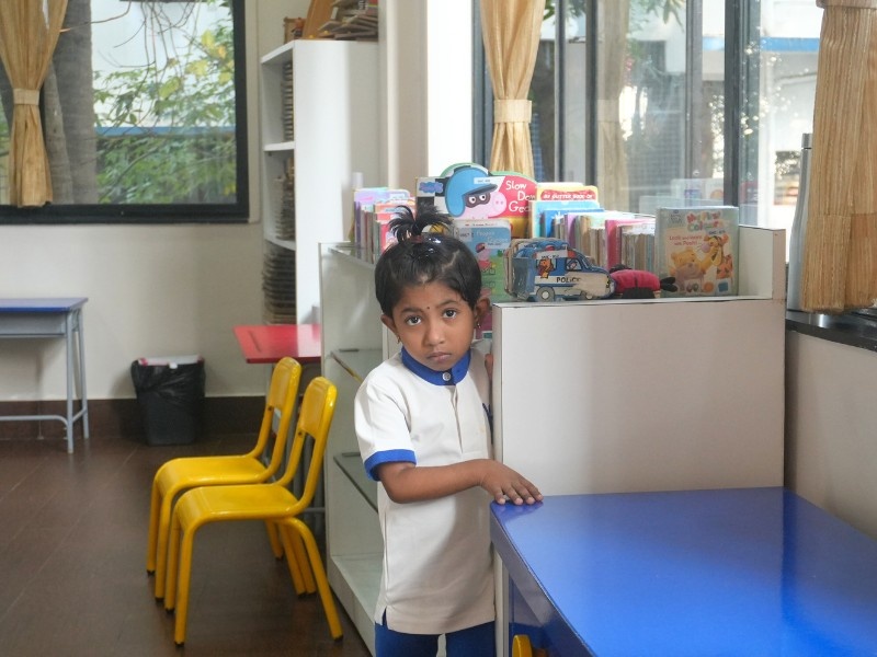 children playing sandpit