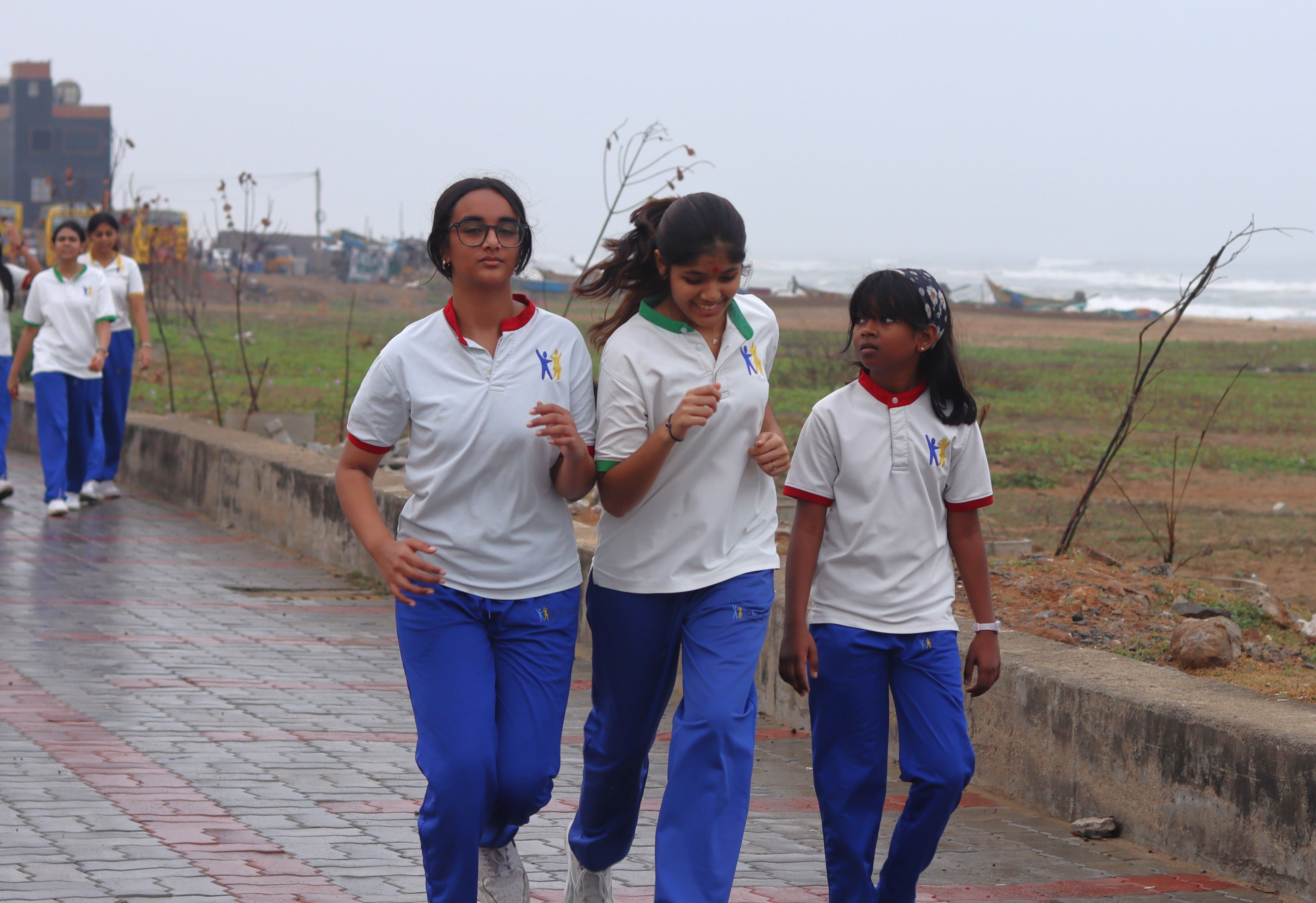 running club members