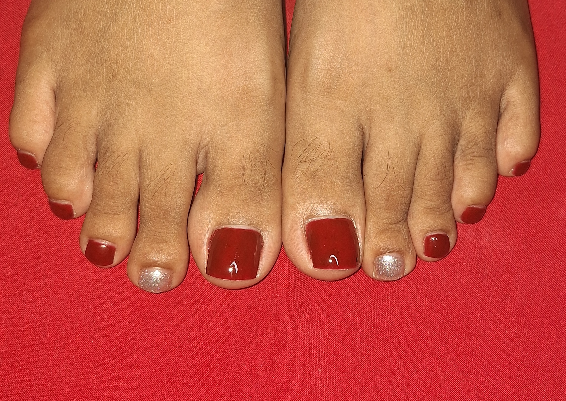 Colored gel polish