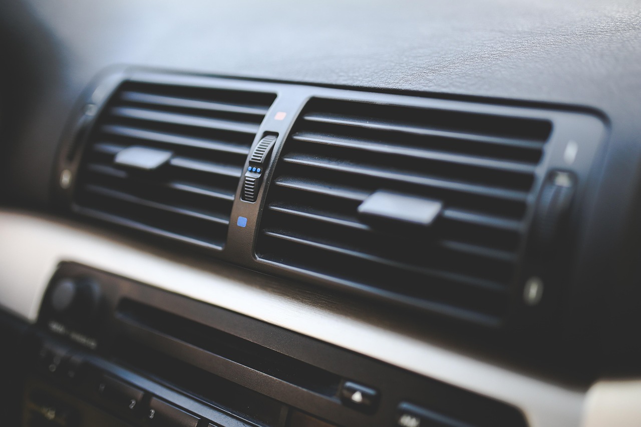 Cada cuánto cambiar el filtro de habitáculo del coche
